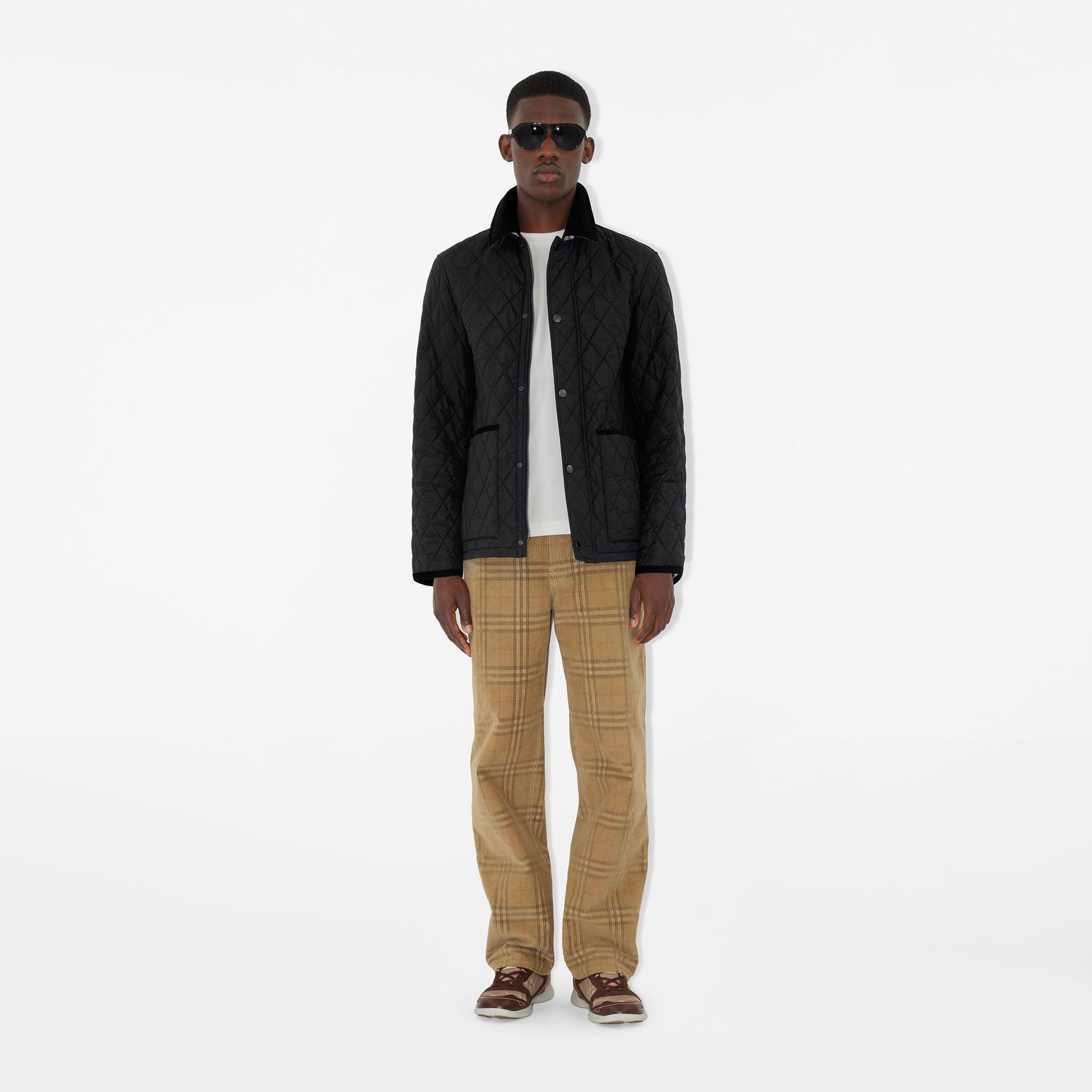 Burberry Haddington Quilted Nylon Barn Erkek Siyah Mont