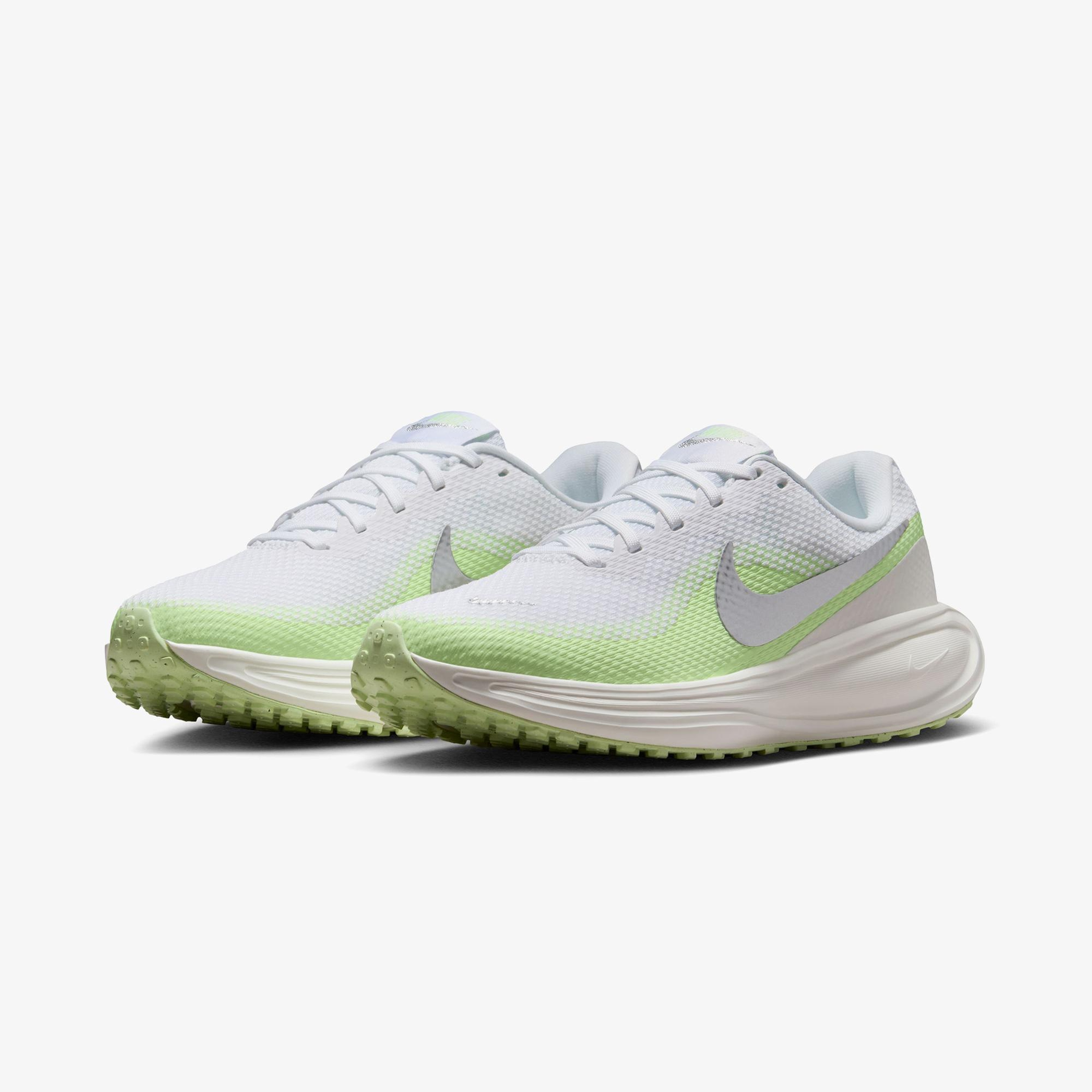 Nike Revolution 8 Kadın Beyaz Koşu Ayakkabısı