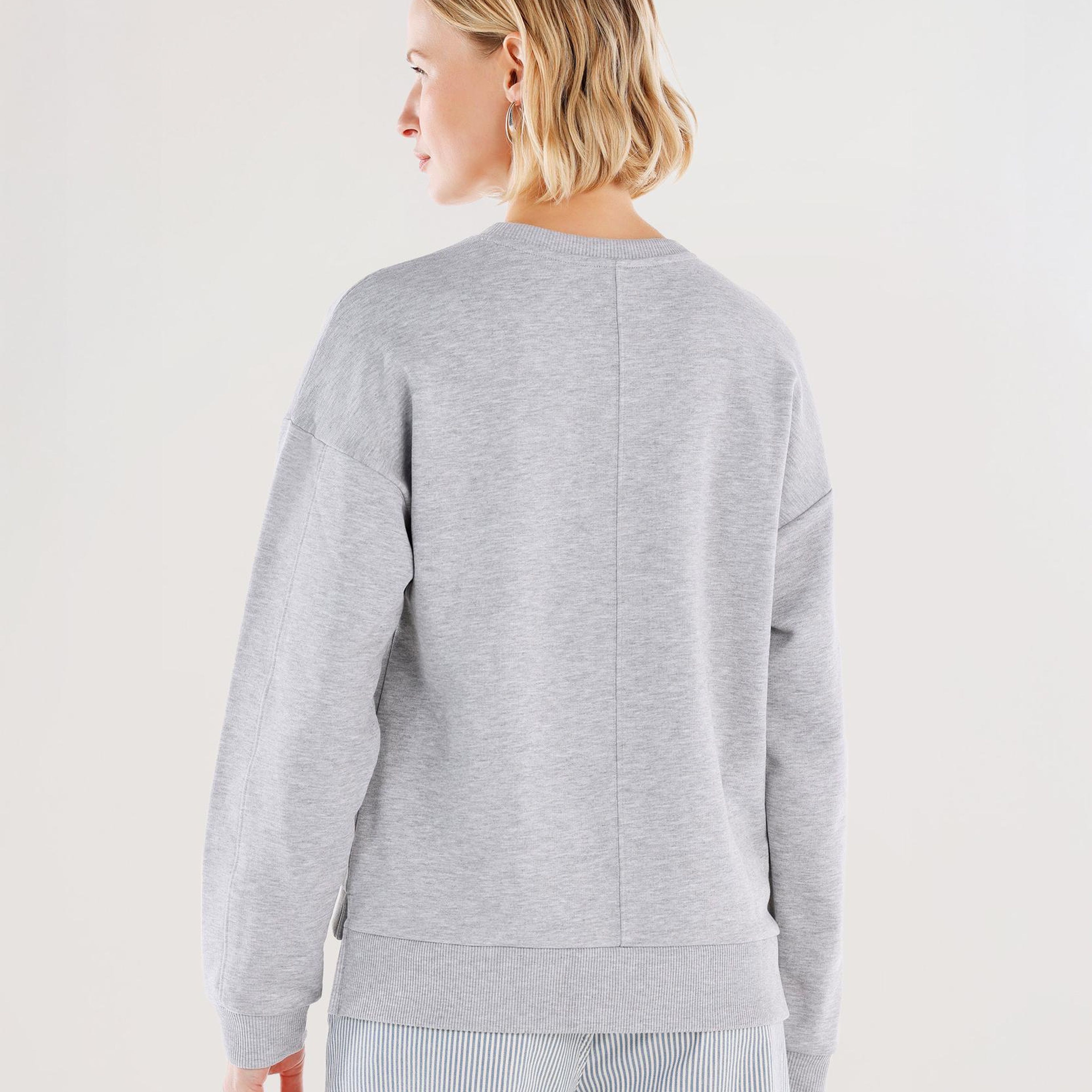 YARGICI Dikiş Ve Yırtmaç Detaylı Bisiklet Yaka Sweatshirt