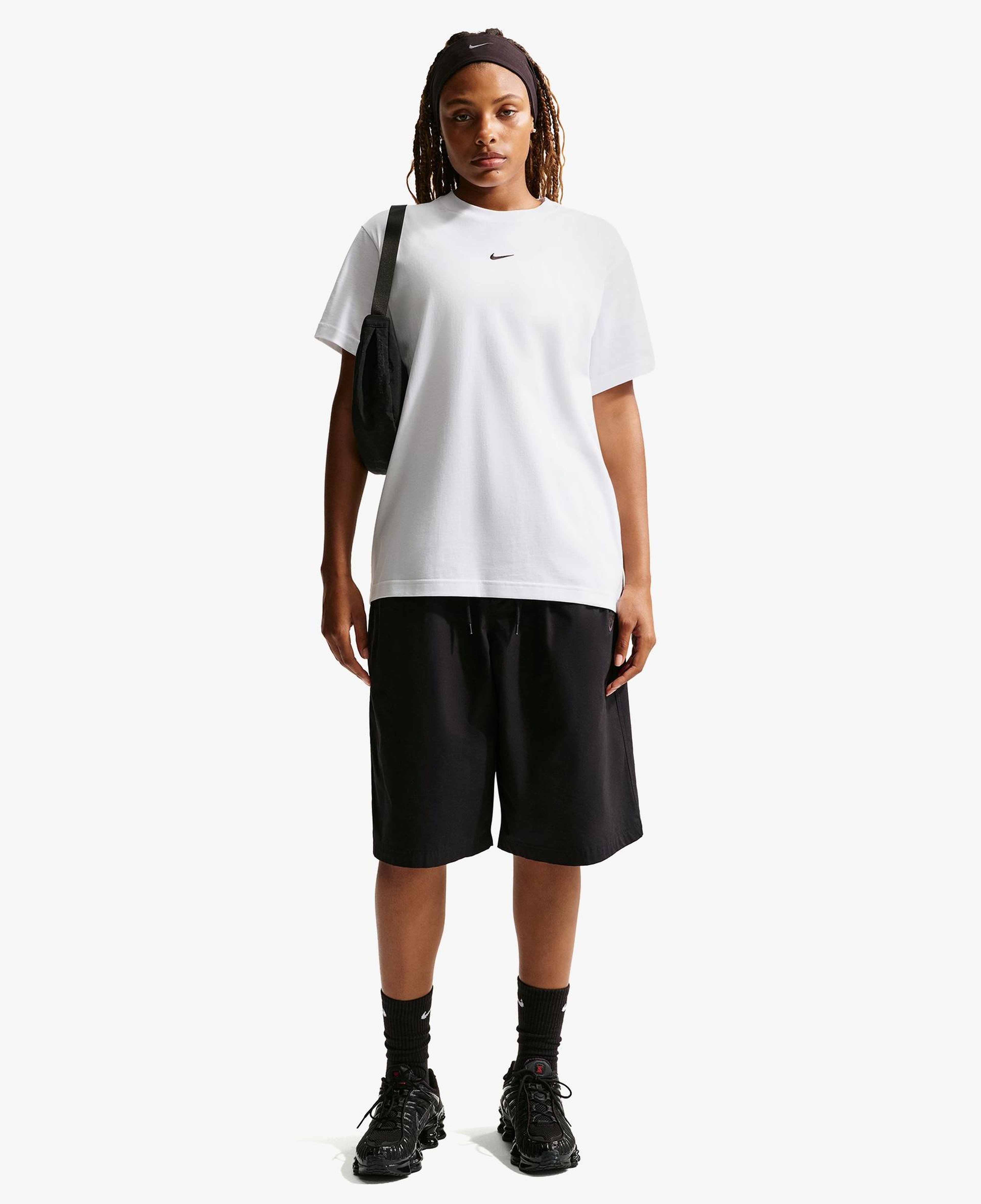 Nike Sportswear Classic Kadın Beyaz T-Shirt
