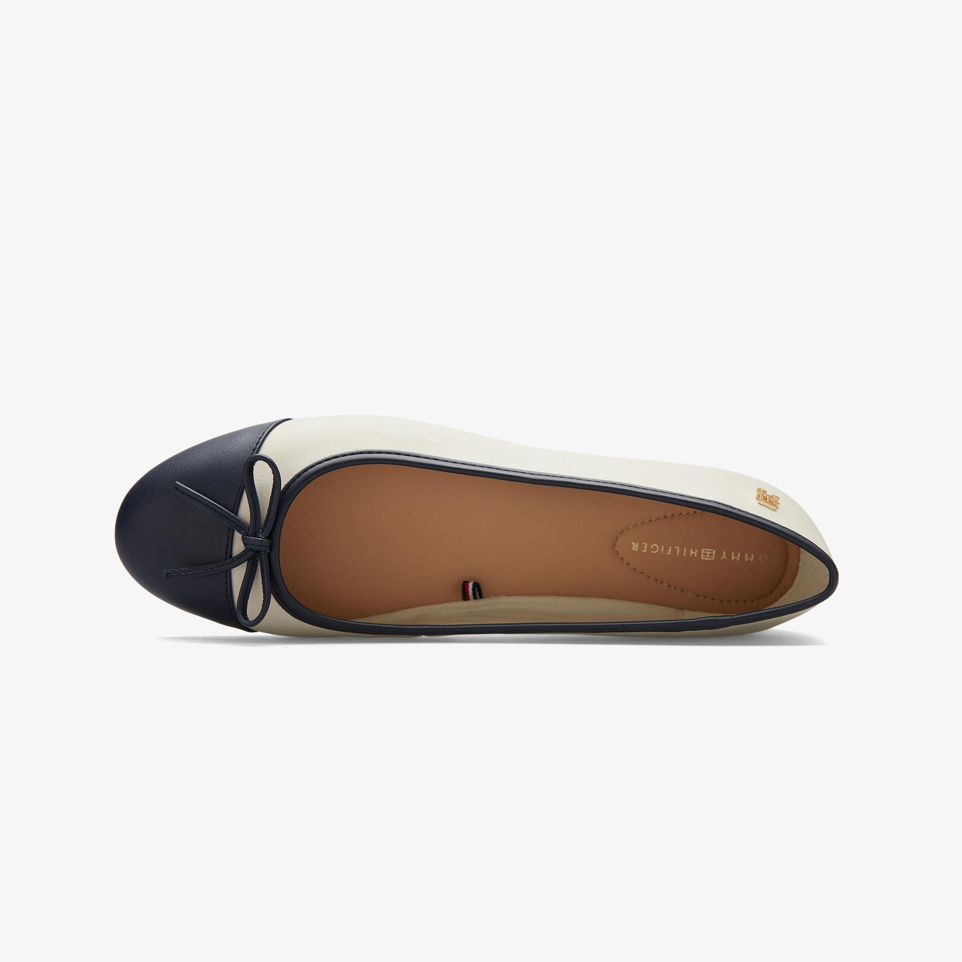 Tommy Hilfiger Toe Leather Ballerina Kadın Bej Babet