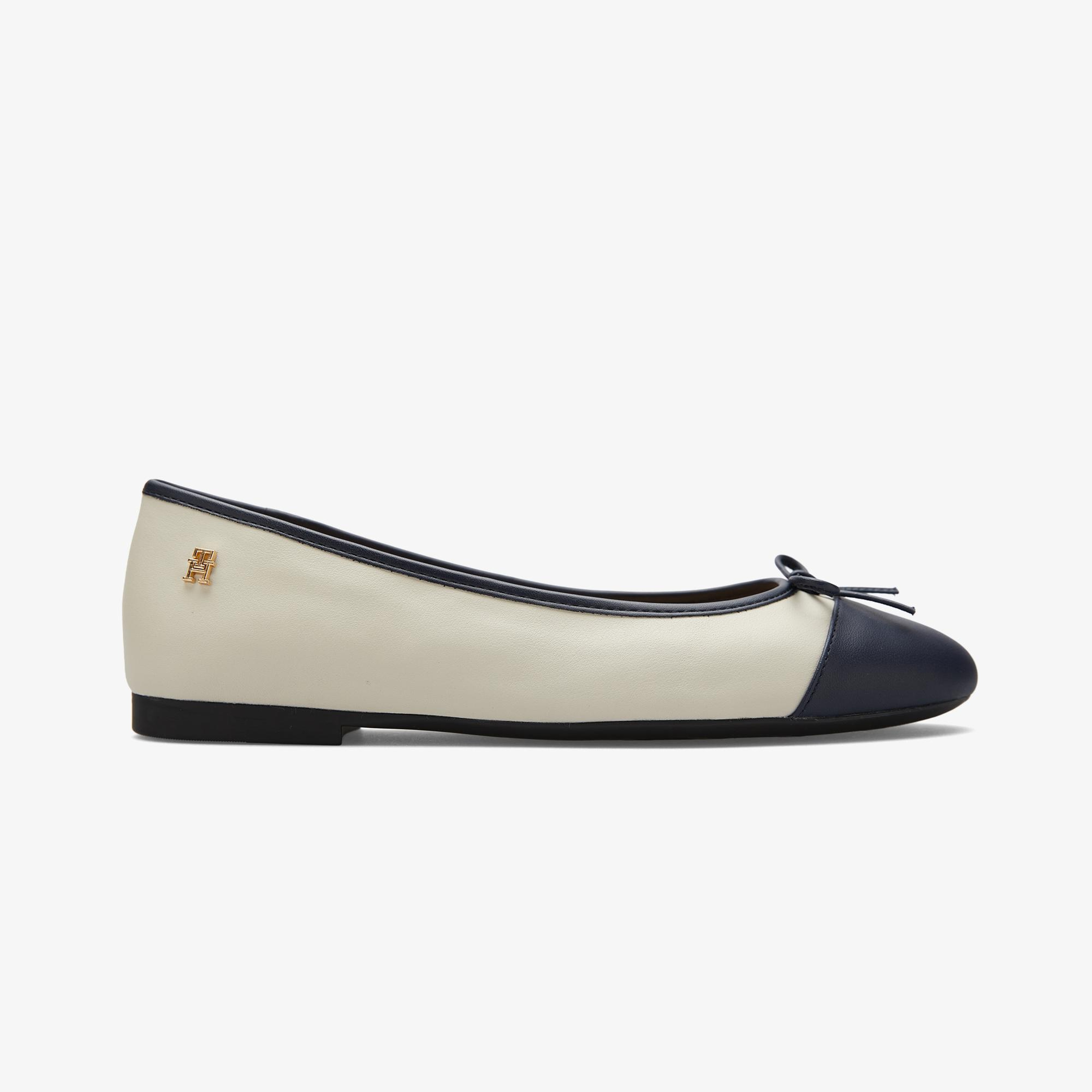 Tommy Hilfiger Toe Leather Ballerina Kadın Bej Babet