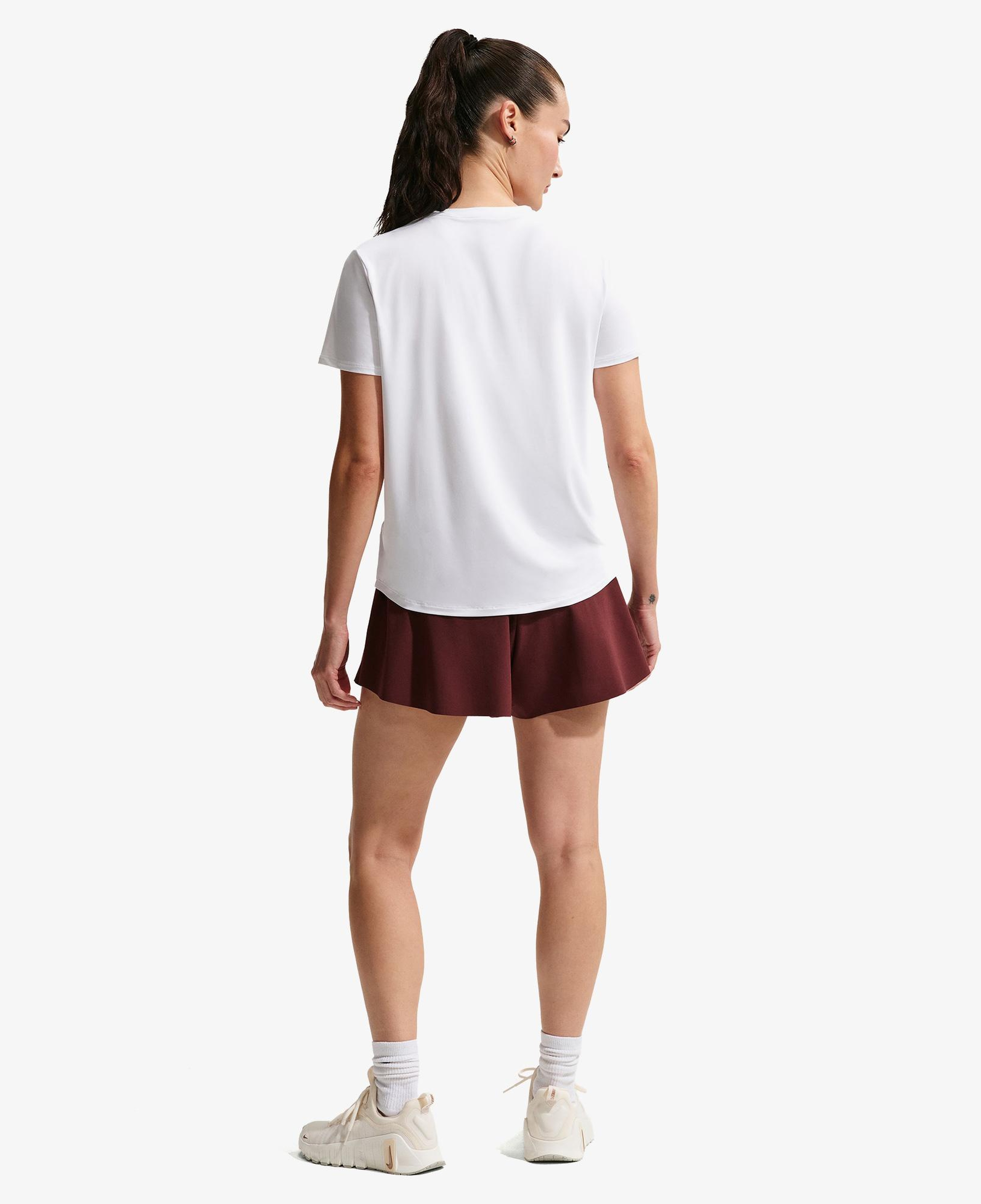 Nike One Classic Dri-Fit Kadın Beyaz T-Shirt