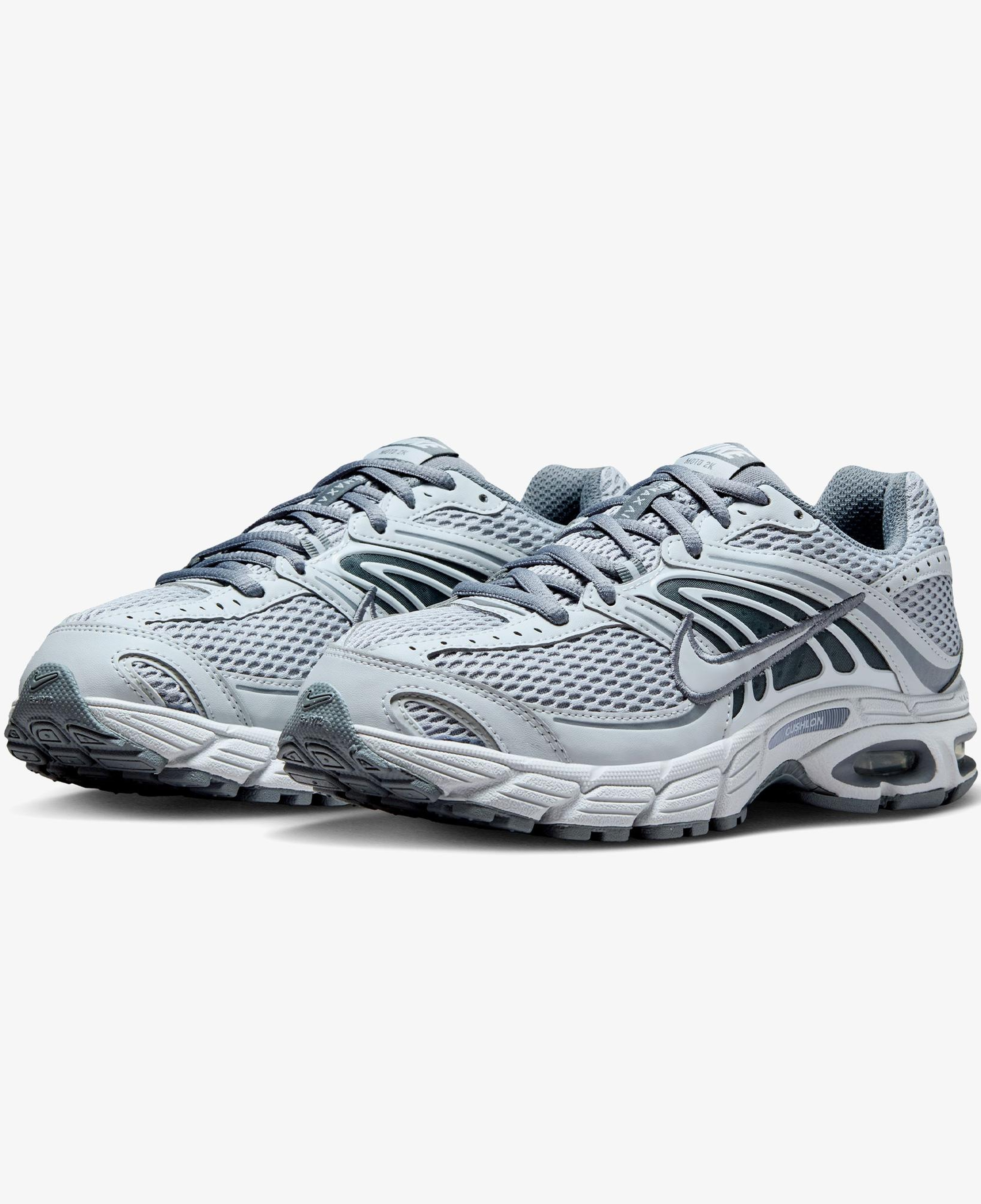 Nike Air Max Moto 2K Kadın Gri Spor Ayakkabı