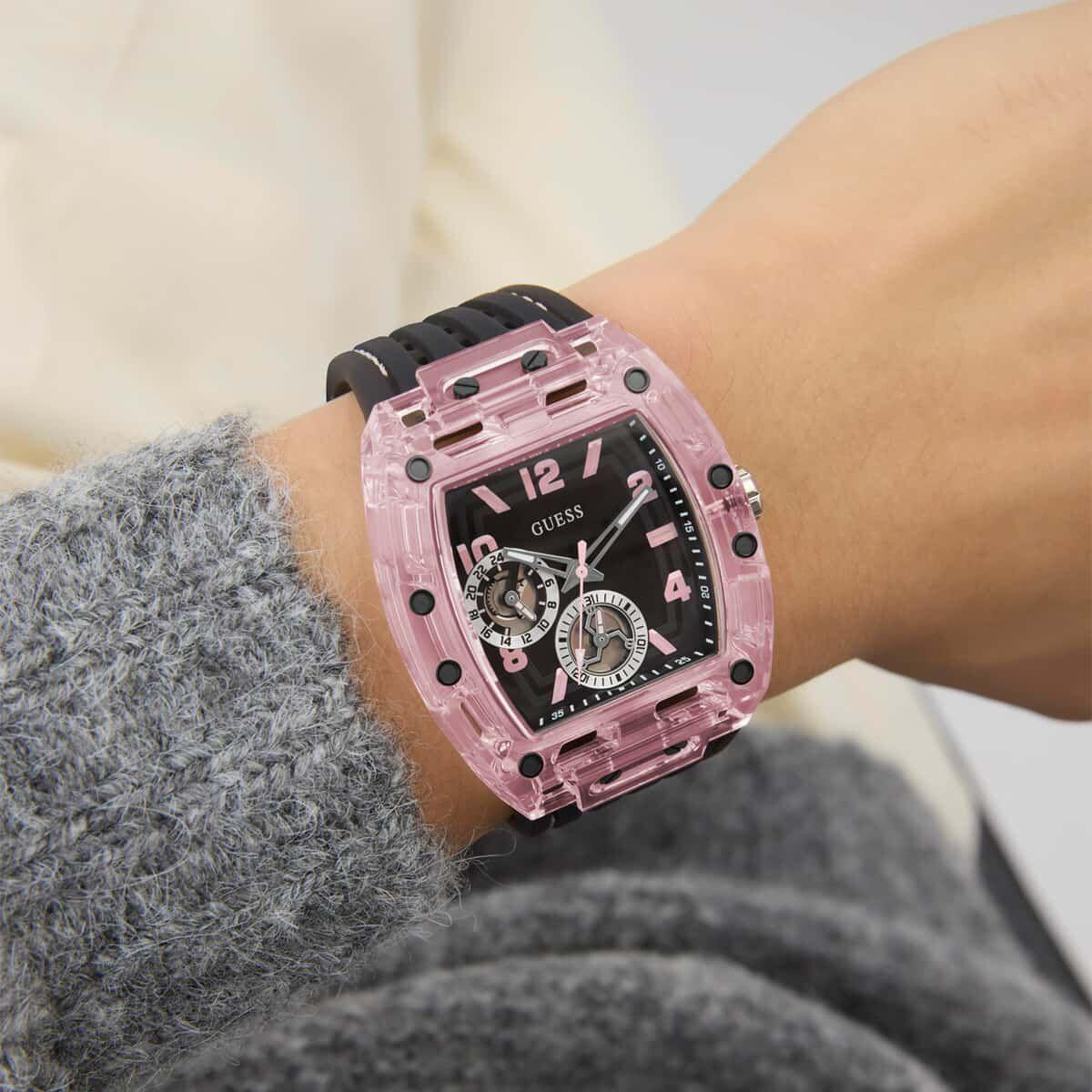Guess GUGW0032G3 Erkek Kol Saati