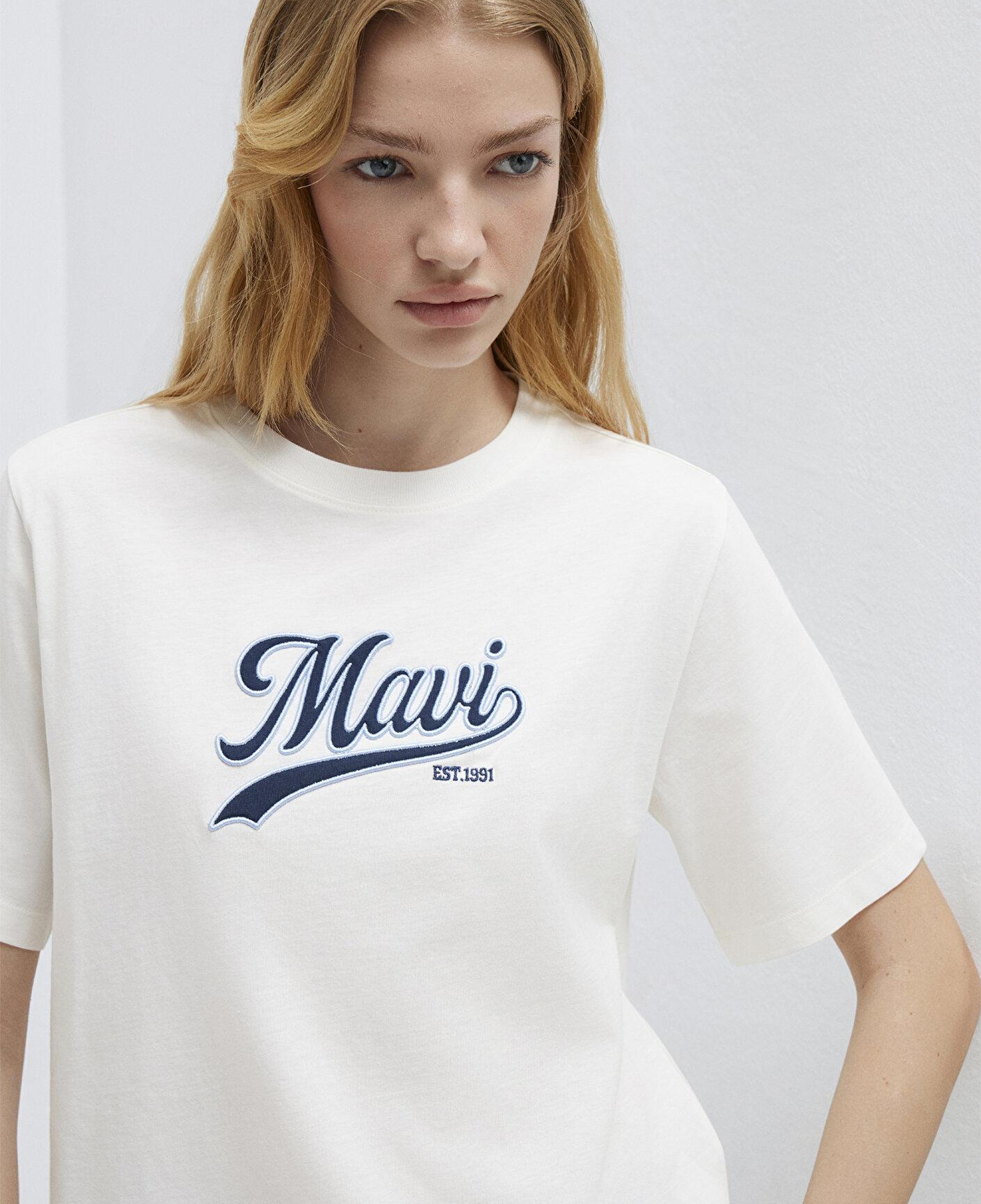 Mavi Mavi Logo Baskılı Ekru Tişört Regular Fit / Normal Kesim 1613565-80194