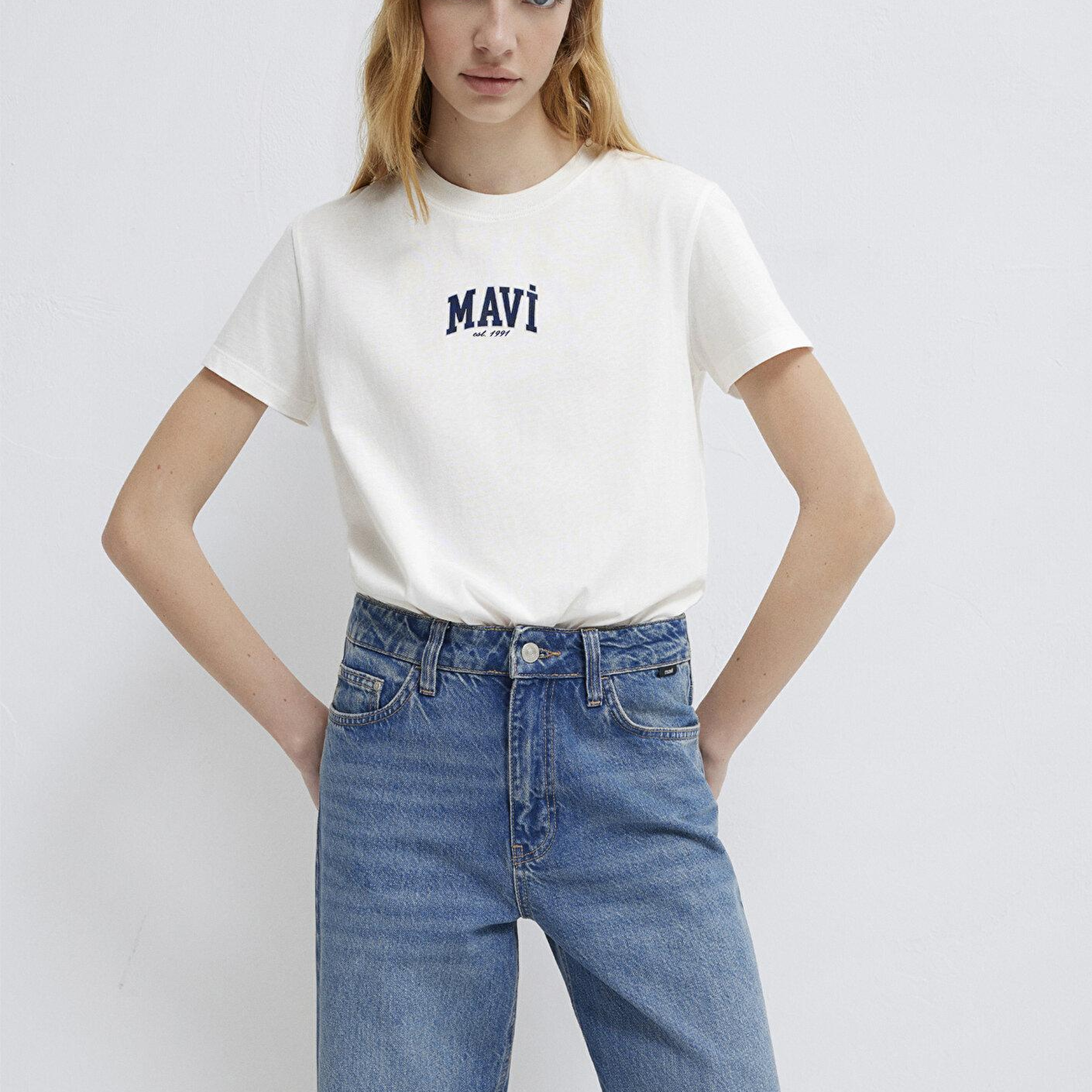 Mavi Mavi Logo Baskılı Ekru Tişört Regular Fit / Normal Kesim 1613412-70057