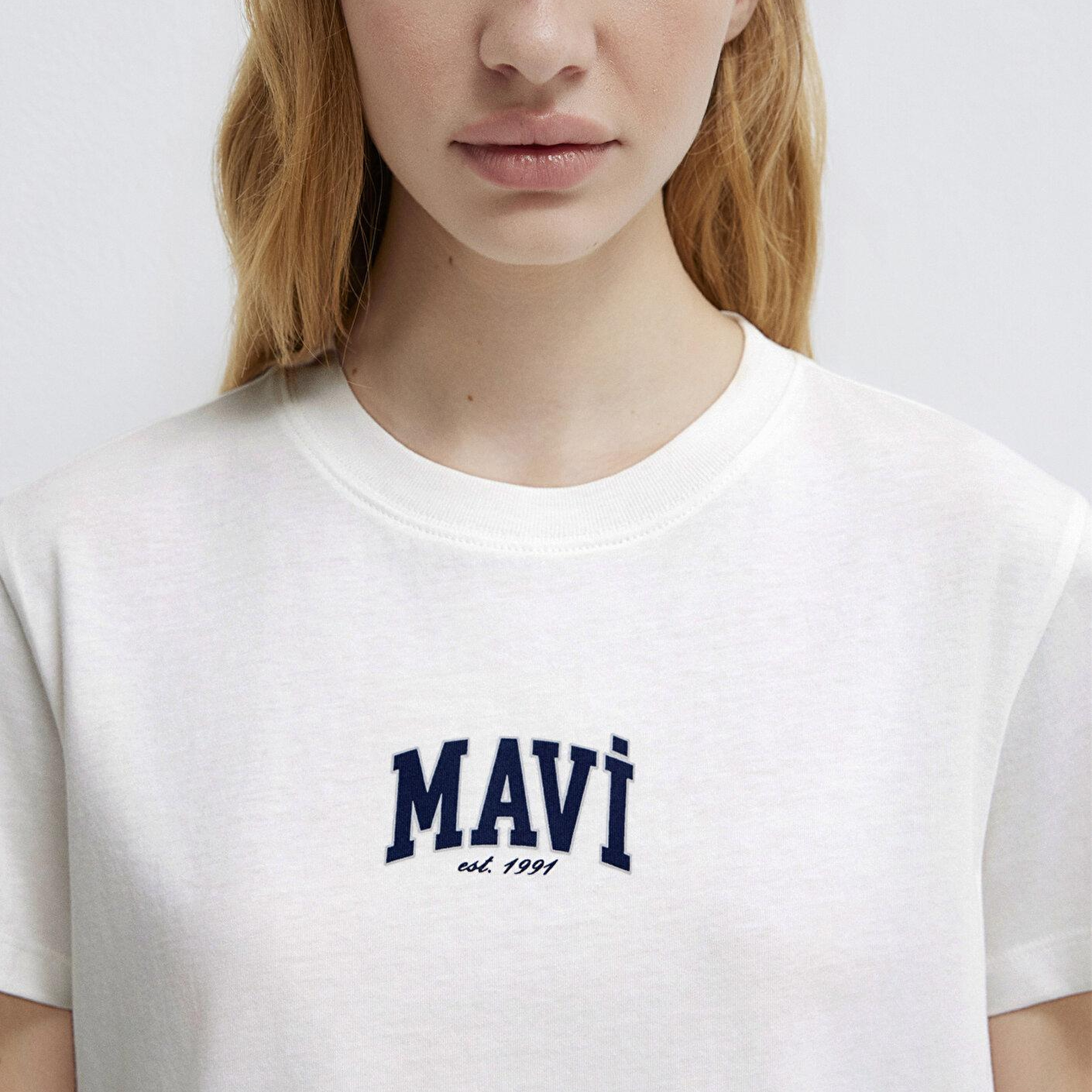 Mavi Mavi Logo Baskılı Ekru Tişört Regular Fit / Normal Kesim 1613412-70057