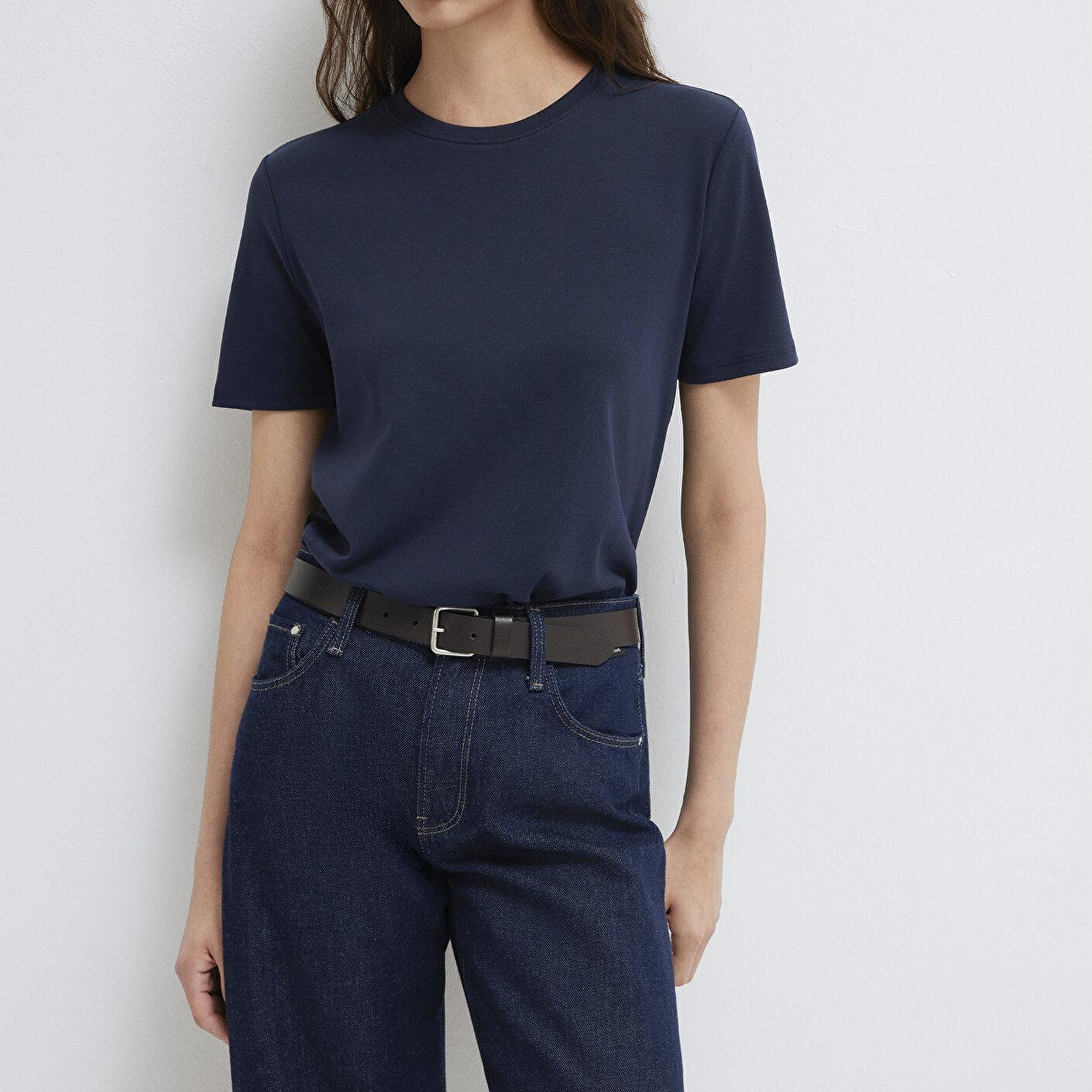Mavi Lacivert Basic Tişört Semi Slim Fit / Yarı Dar Kesim 1612916-86623