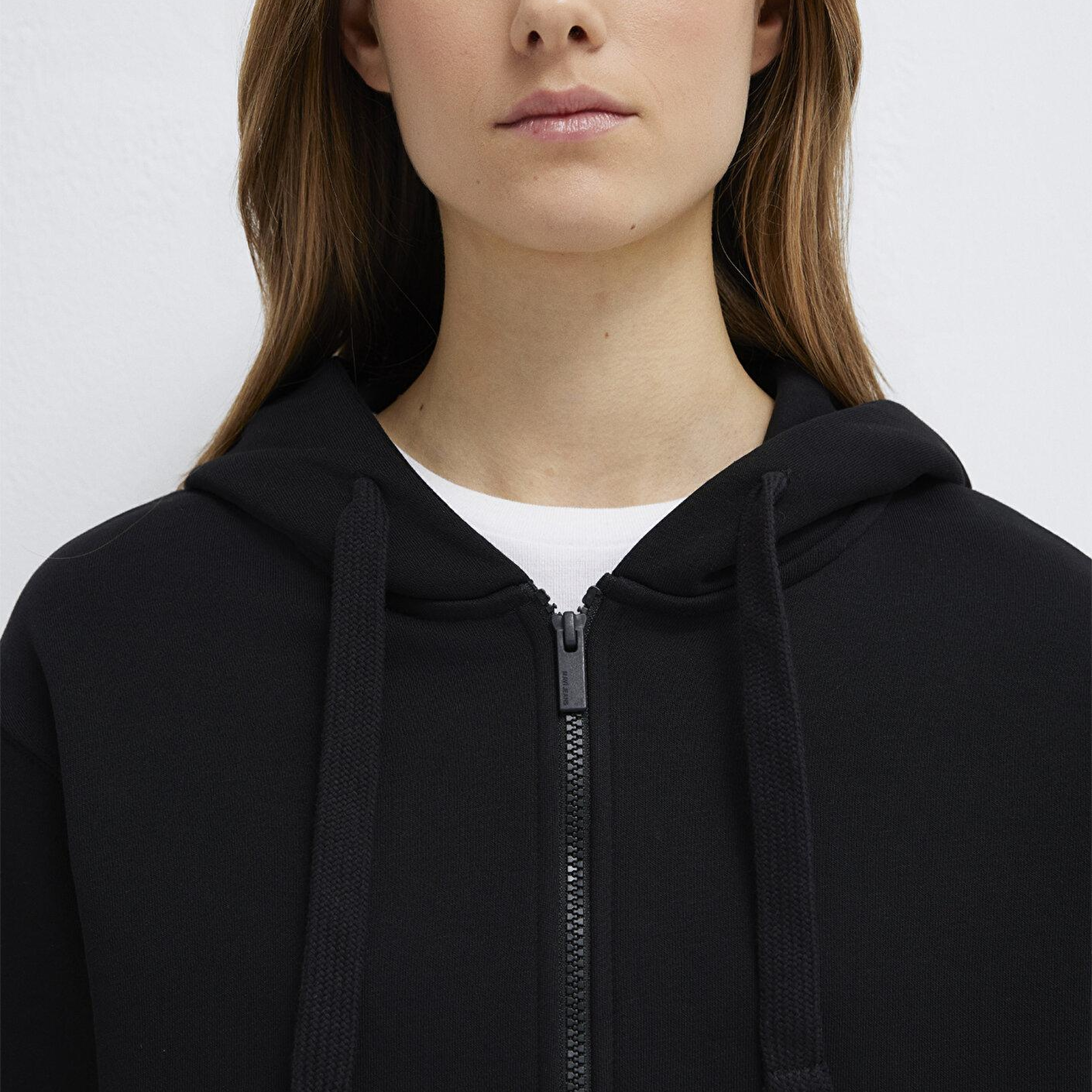 Mavi Kapüşonlu Siyah Basic Crop Sweatshirt 1S10388-900