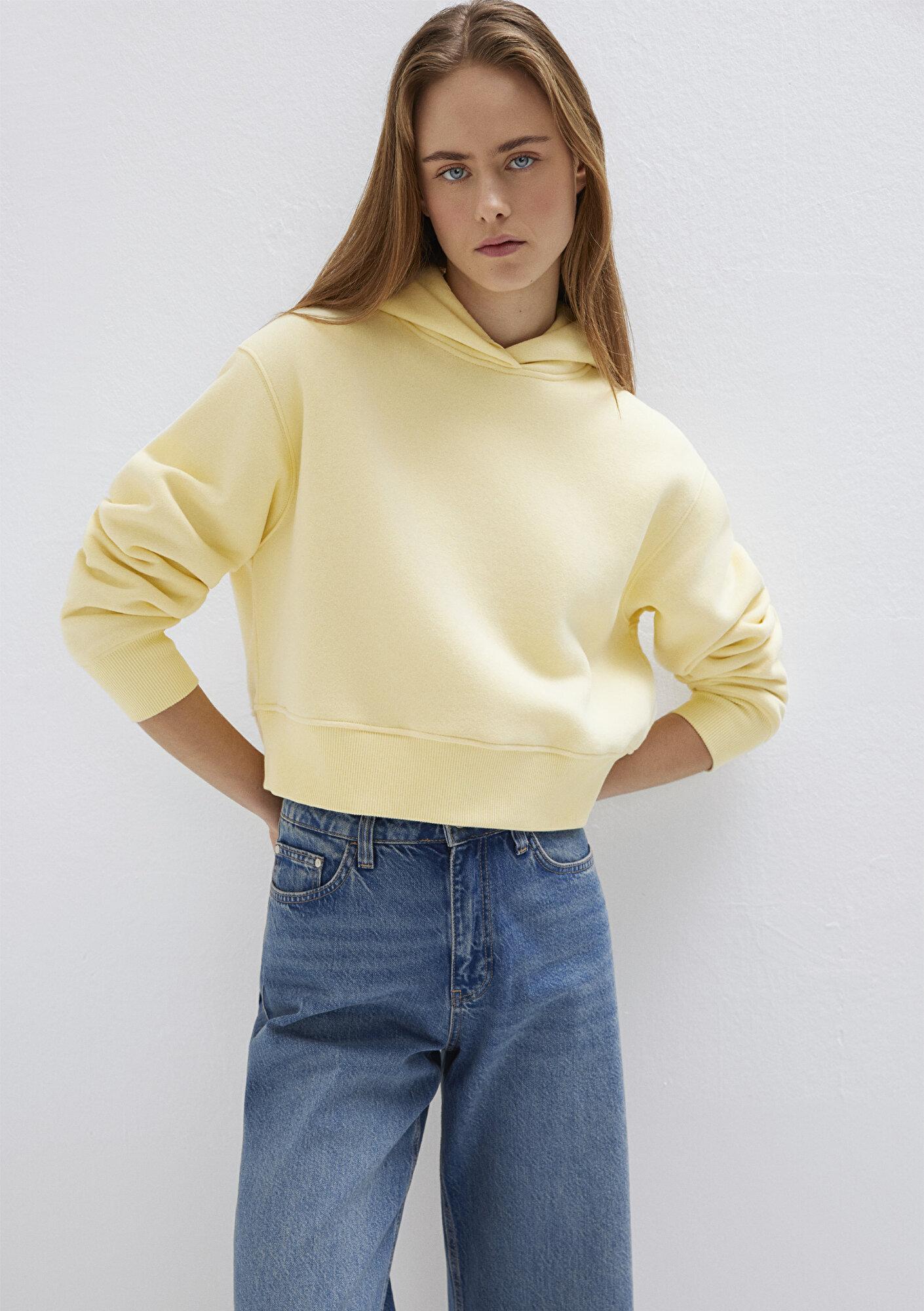 Mavi Kapüşonlu Sarı Sweatshirt 1S10386-71187