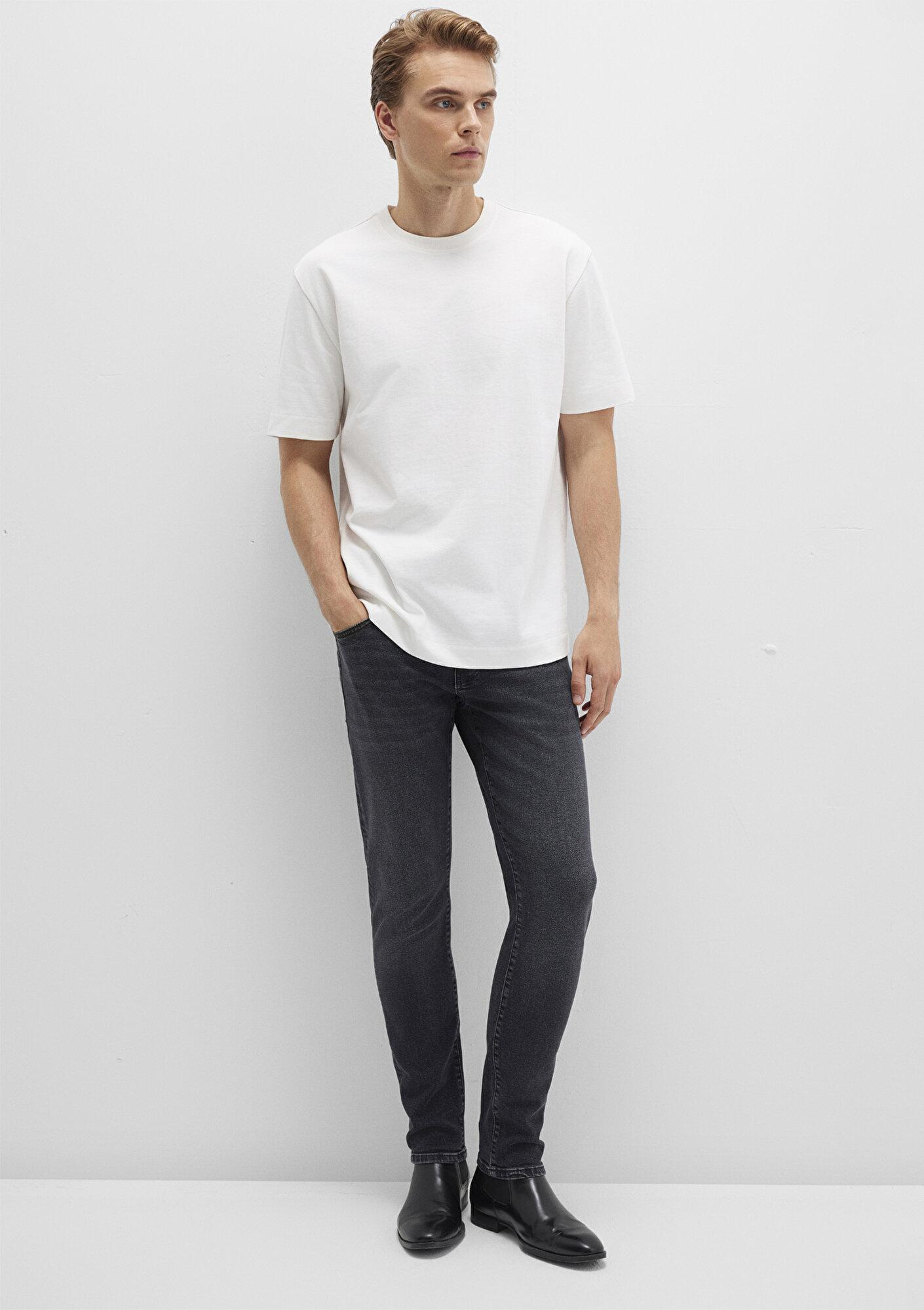 Mavi Bisiklet Yaka Ekru Basic Tişört Loose Fit / Bol Rahat Kesim 0612864-70057
