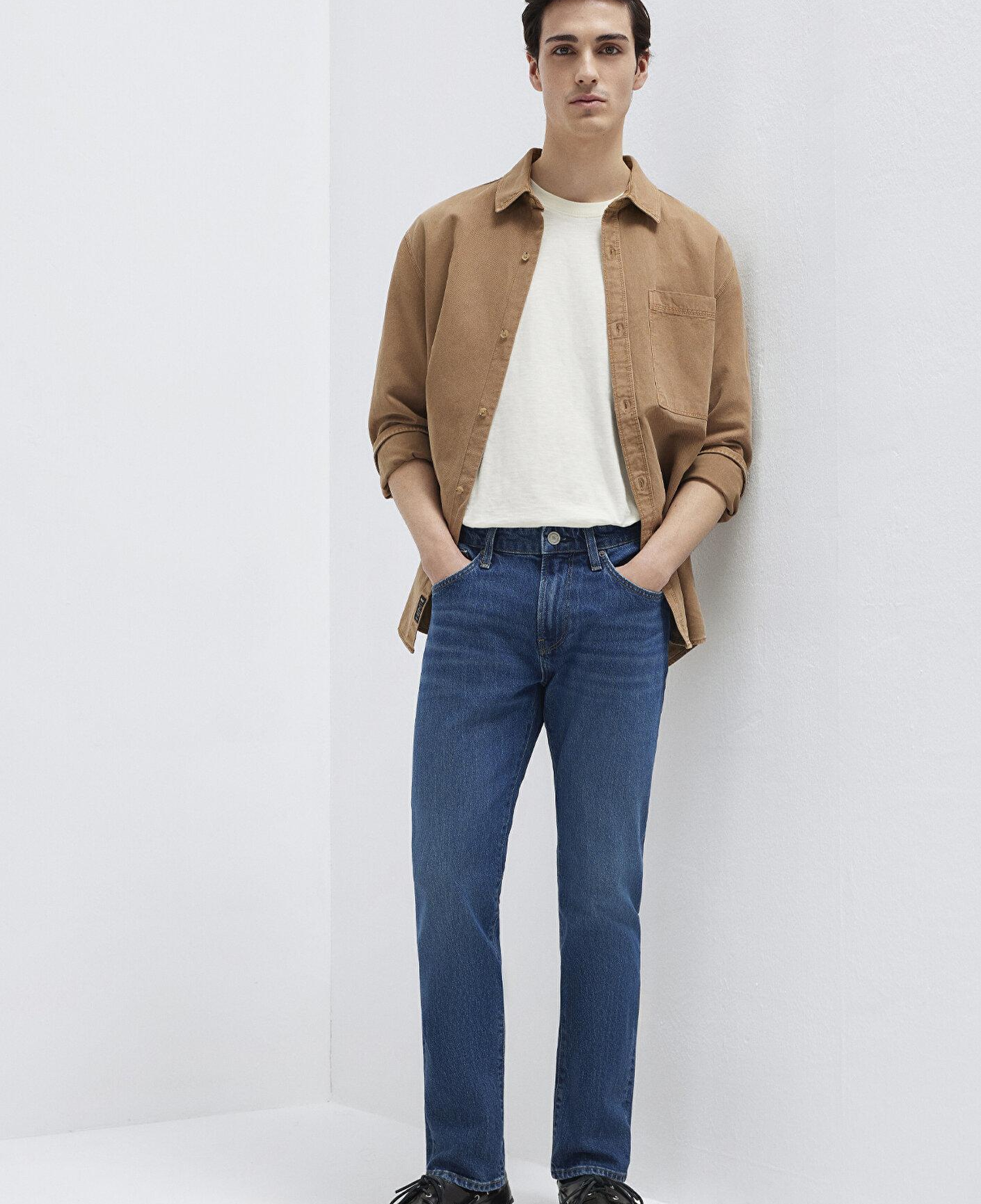 Mavi Jake Classic Denim Koyu Mavi Jean Pantolon 0042290387