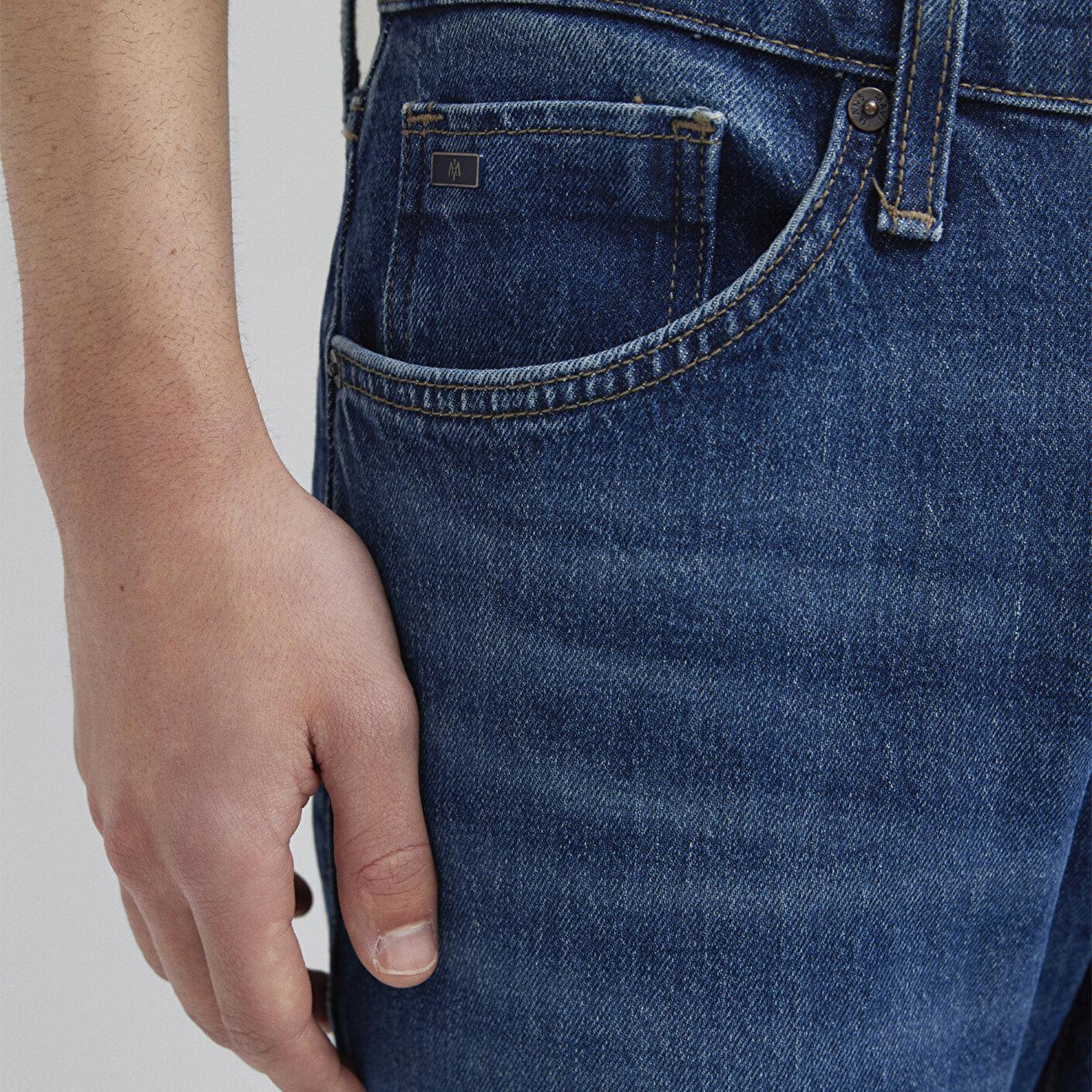 Mavi Jake Classic Denim Koyu Mavi Jean Pantolon 0042290387