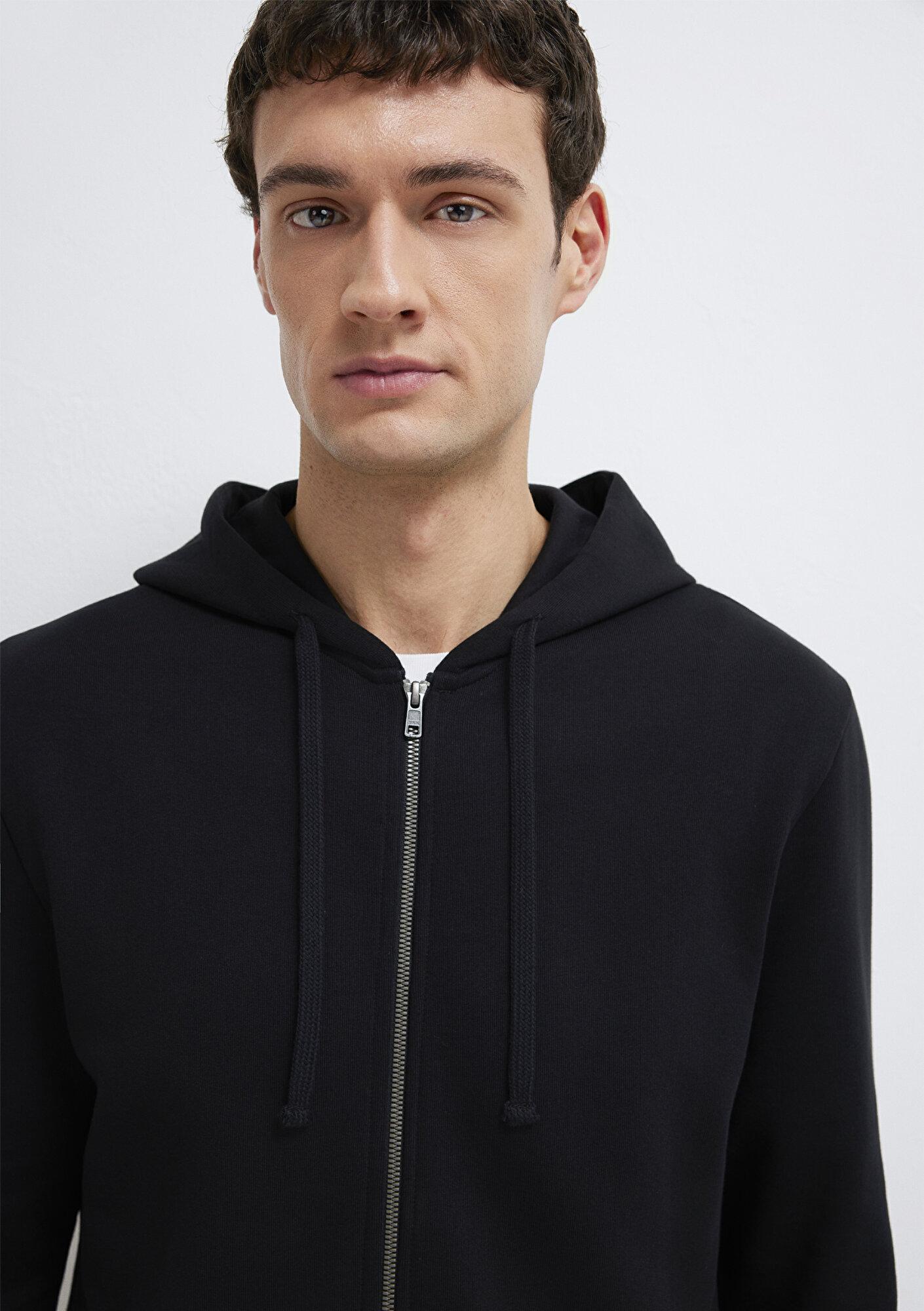 Mavi Kapüşonlu Fermuarlı Siyah Sweatshirt 0S10423-900