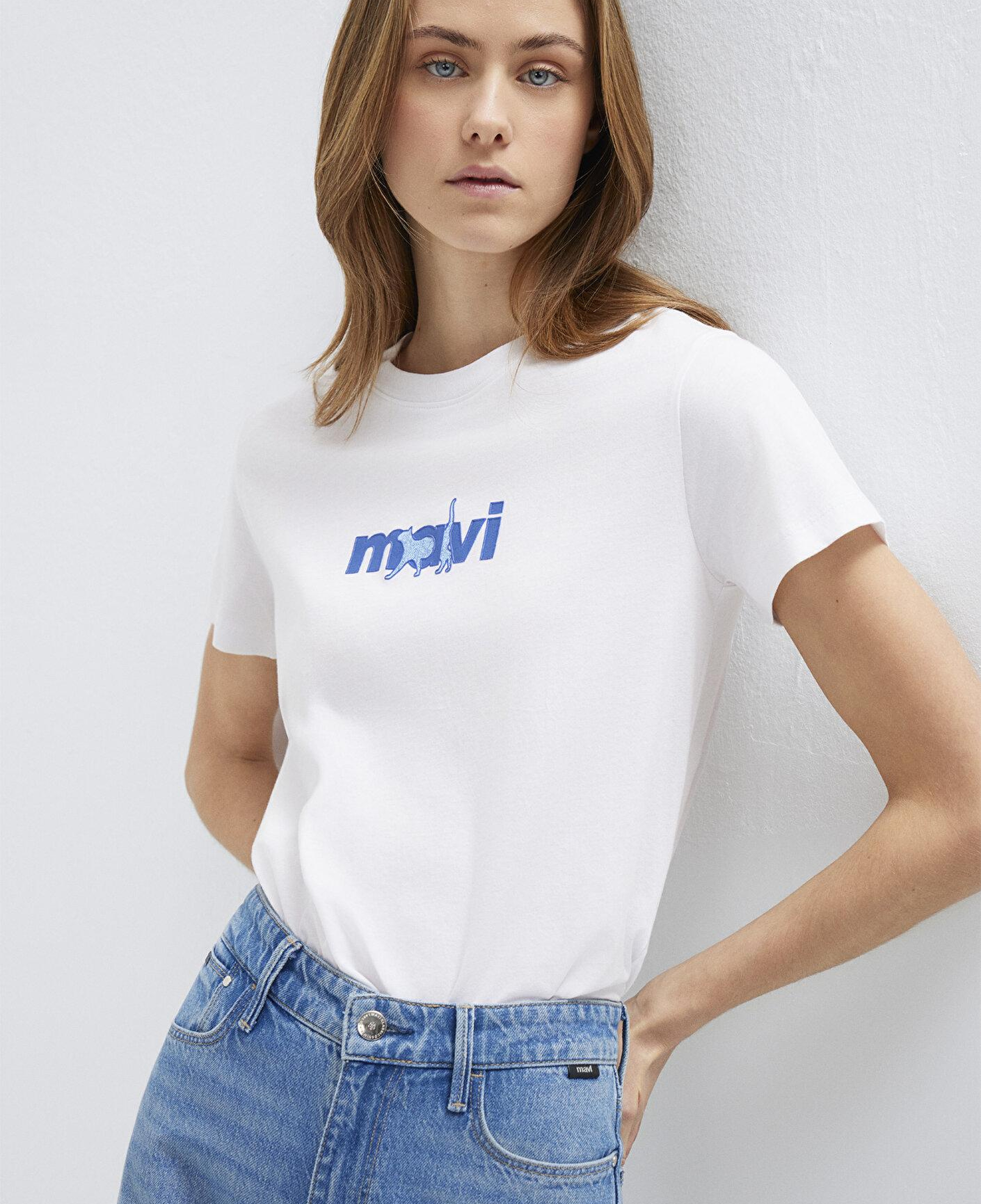 Mavi Mavi Kedi Baskılı Beyaz Tişört Semi Slim Fit / Yarı Dar Kesim 1613287-620