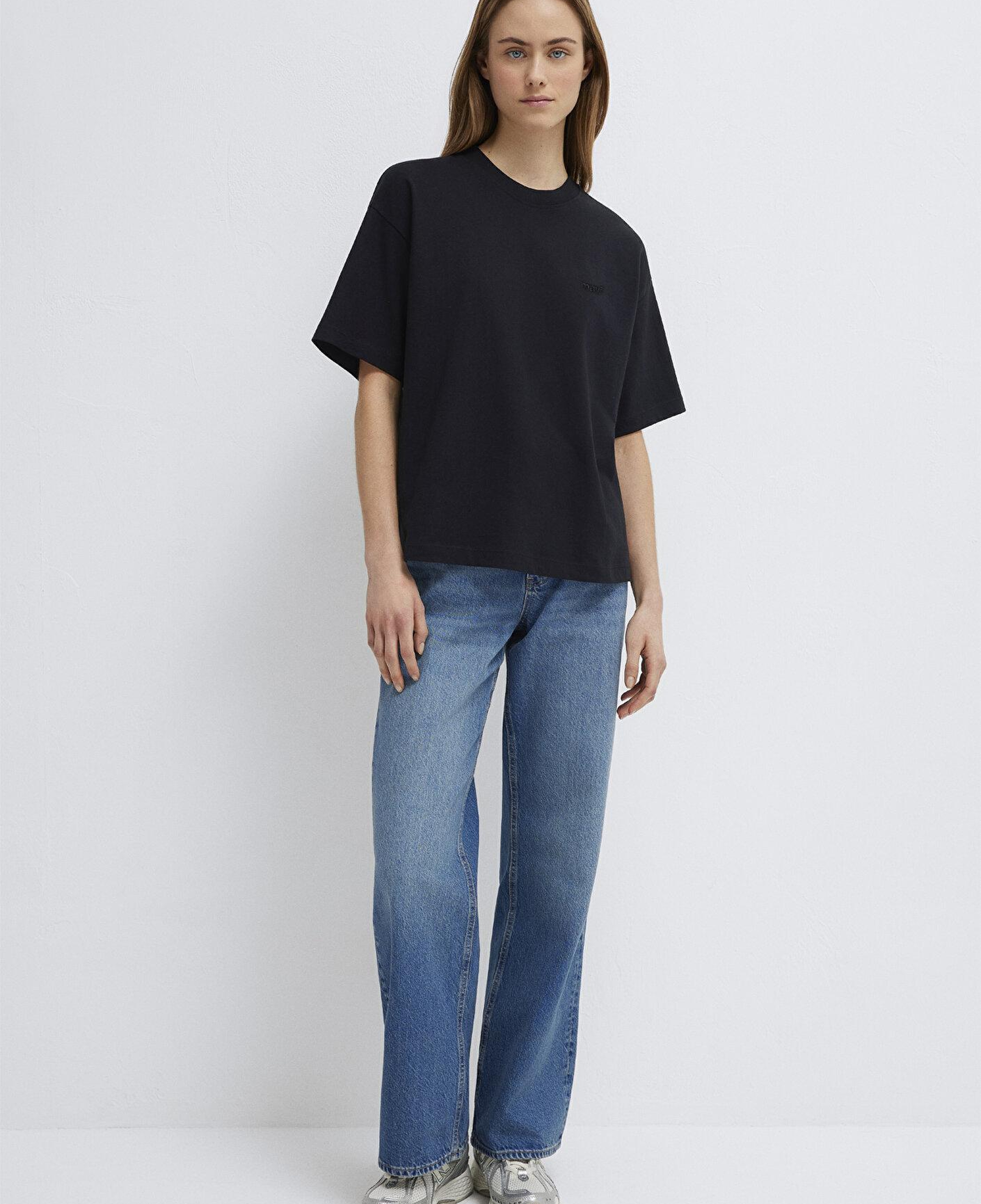 Mavi Mavi Nakışlı Siyah Basic Tişört Loose Fit / Bol Rahat Kesim 1613225-900