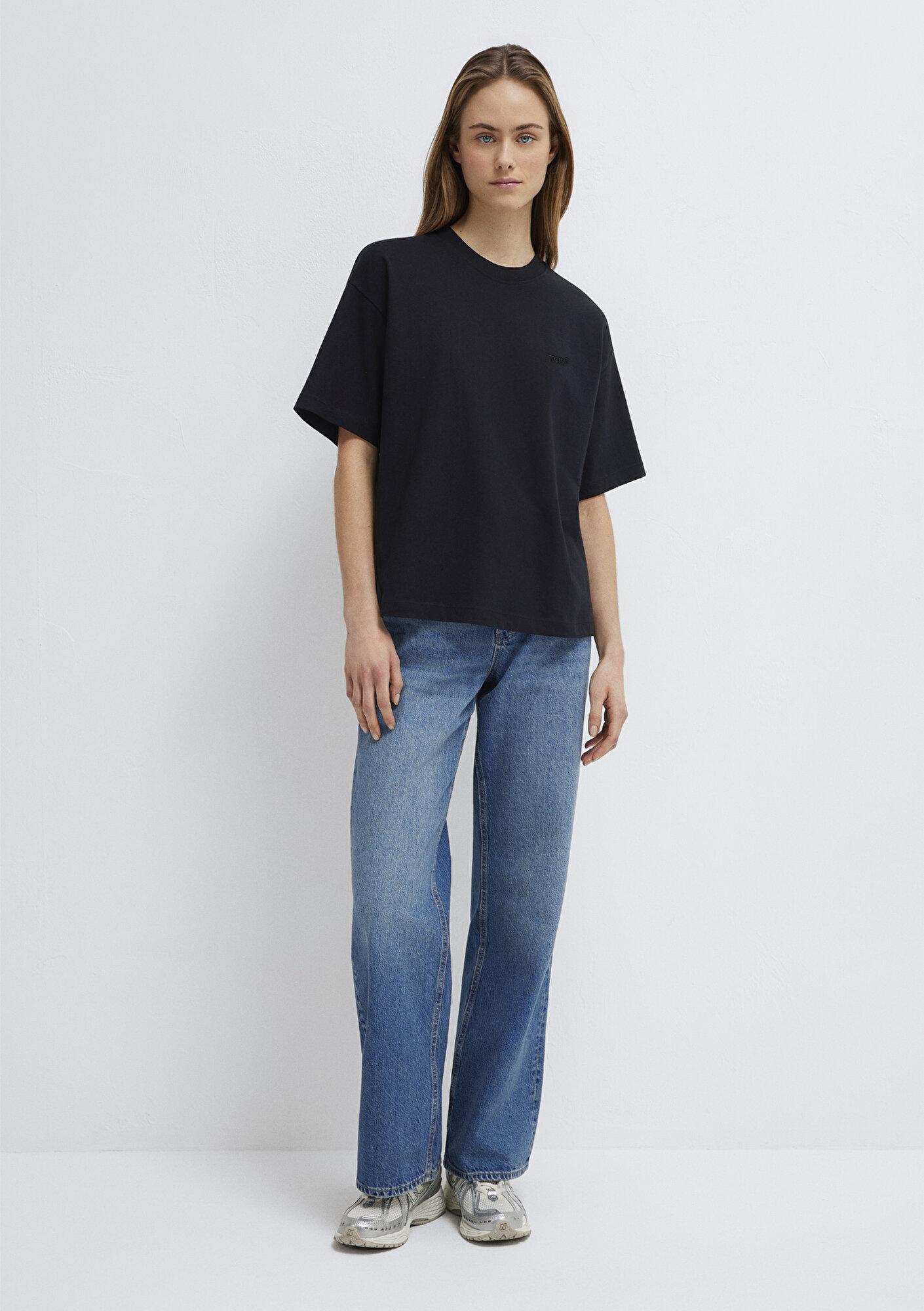 Mavi Mavi Nakışlı Siyah Basic Tişört Loose Fit / Bol Rahat Kesim 1613225-900