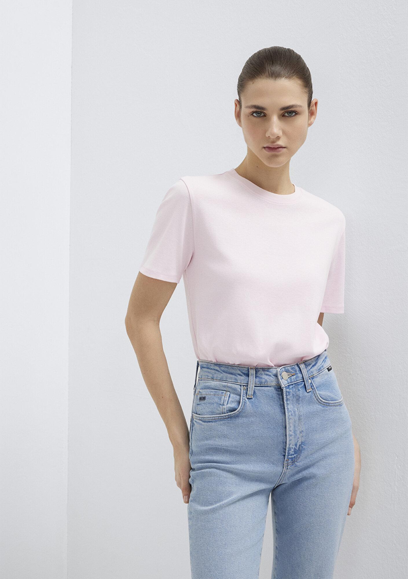 Mavi Pembe Basic Tişört Semi Slim Fit / Yarı Dar Kesim 1612916-89200