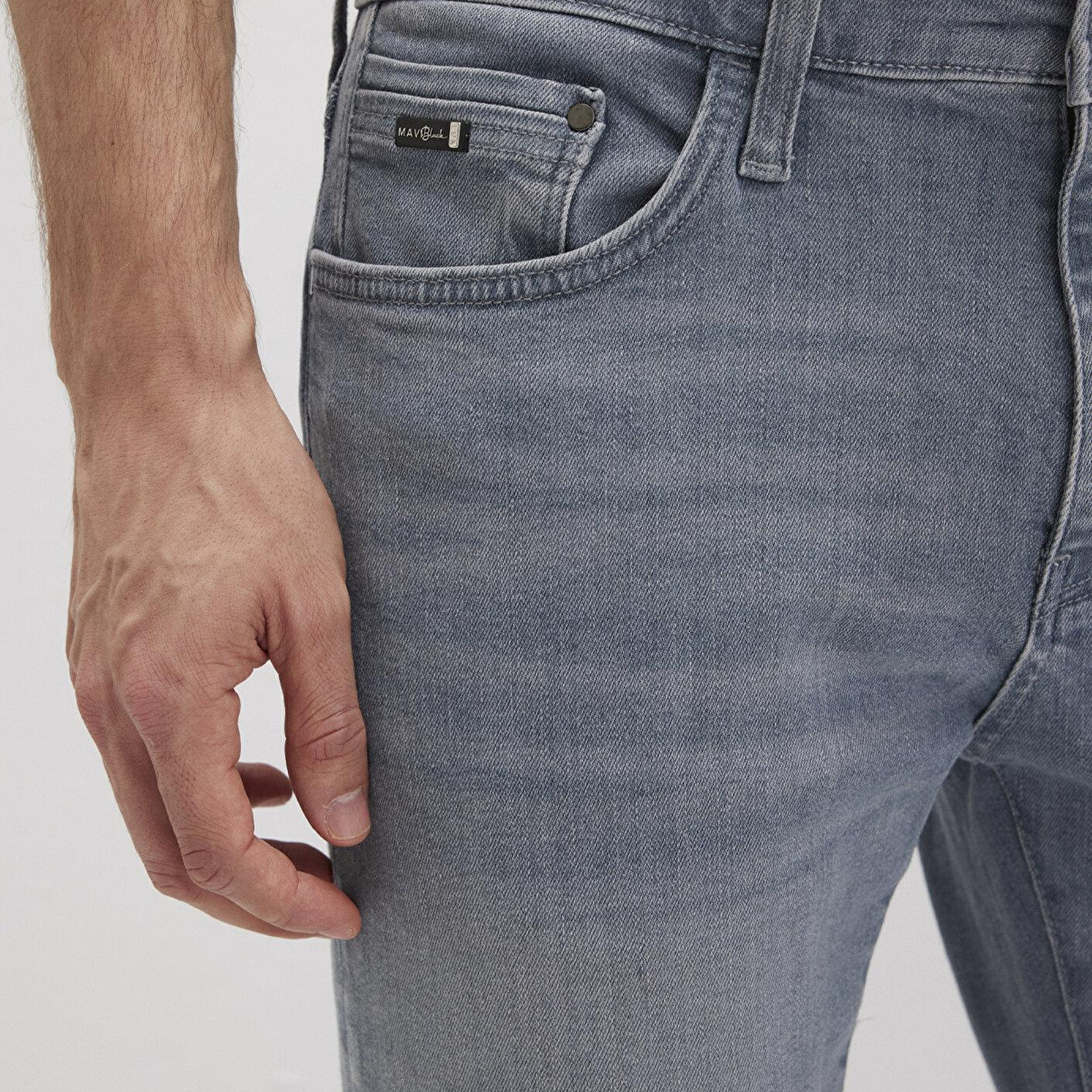 Mavi James Lux Black Gri Mavi Smoke Jean Pantolon 0042489350