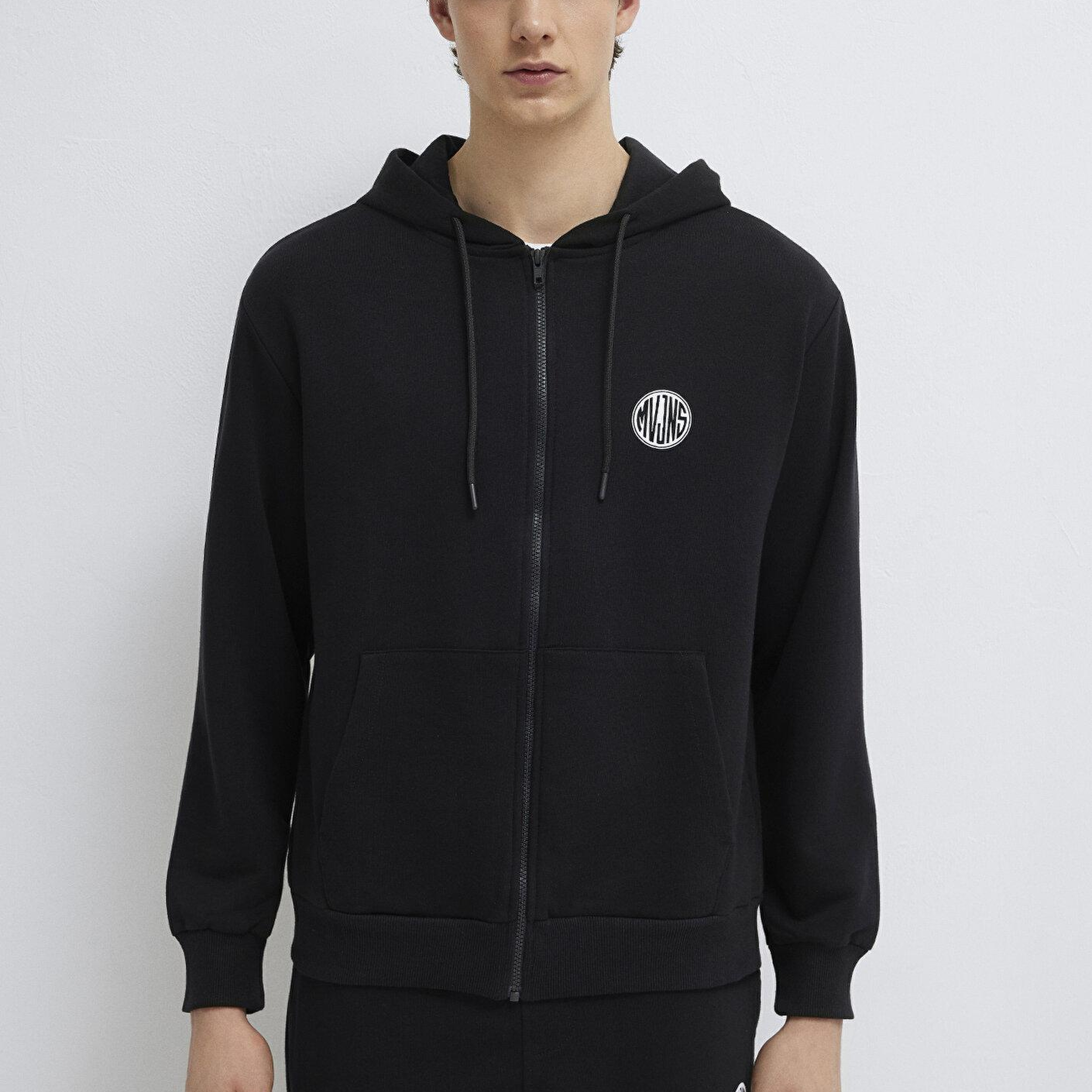 Mavi MVJNS Logo Baskılı Fermuarlı Kapüşonlu Siyah Sweatshirt 0S10193-900