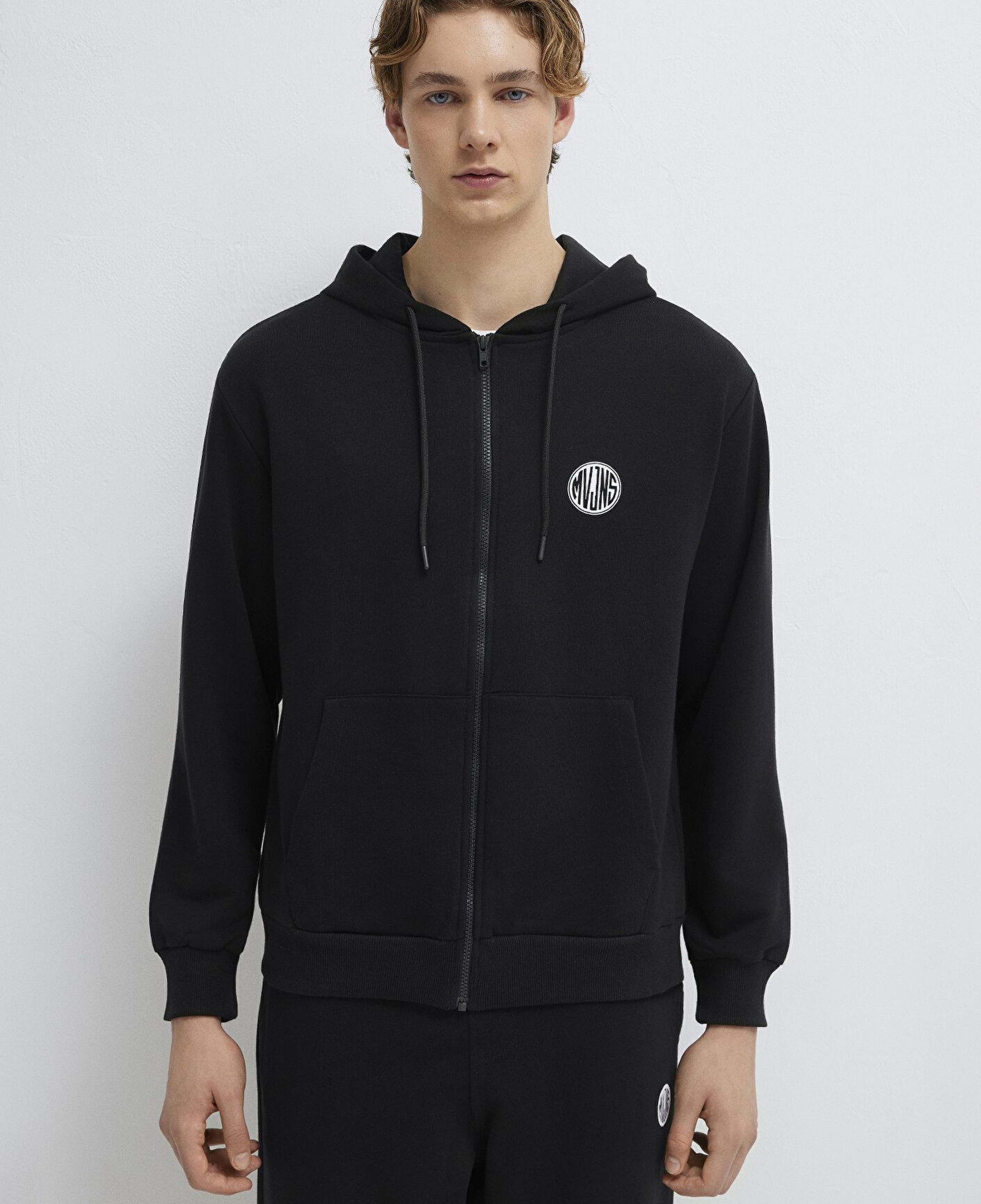 Mavi MVJNS Logo Baskılı Fermuarlı Kapüşonlu Siyah Sweatshirt 0S10193-900