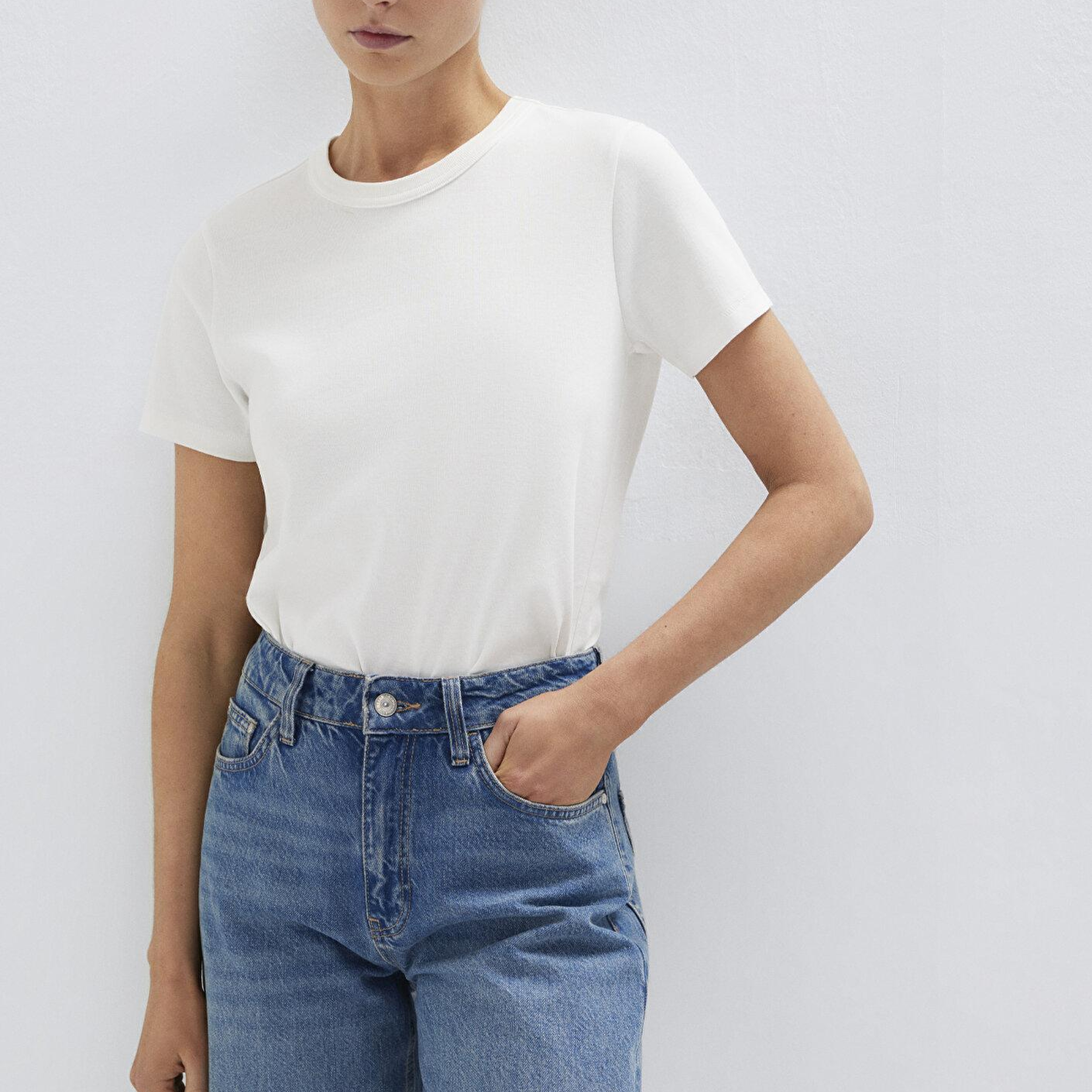 Mavi Bisiklet Yaka İnterlok Beyaz Basic Tişört Slim Fit / Dar Kesim 1612707-70057