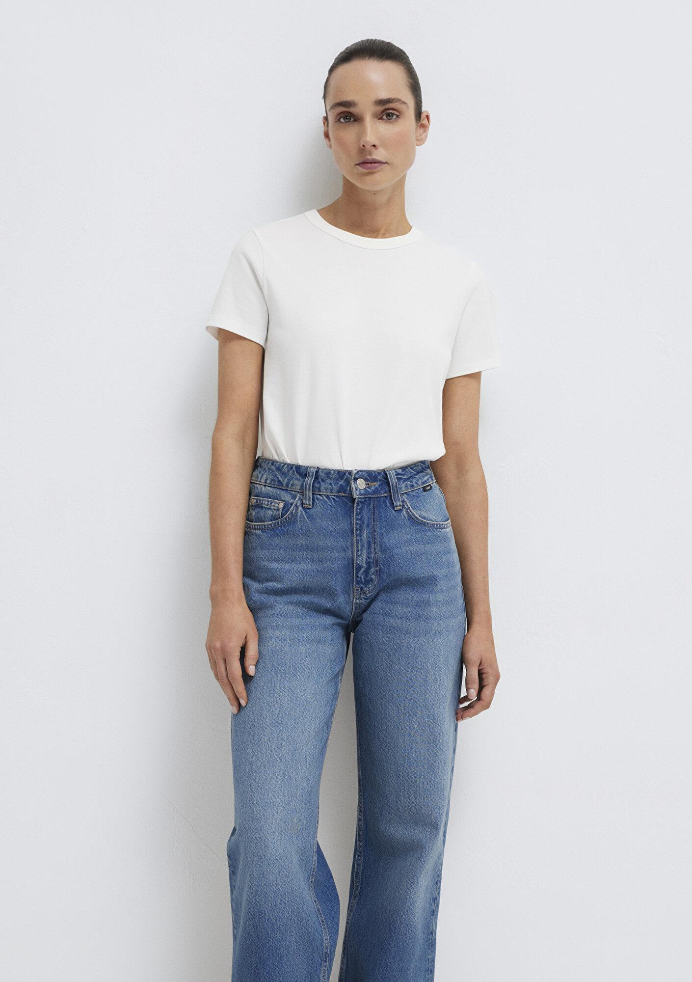 Mavi Bisiklet Yaka İnterlok Beyaz Basic Tişört Slim Fit / Dar Kesim 1612707-70057