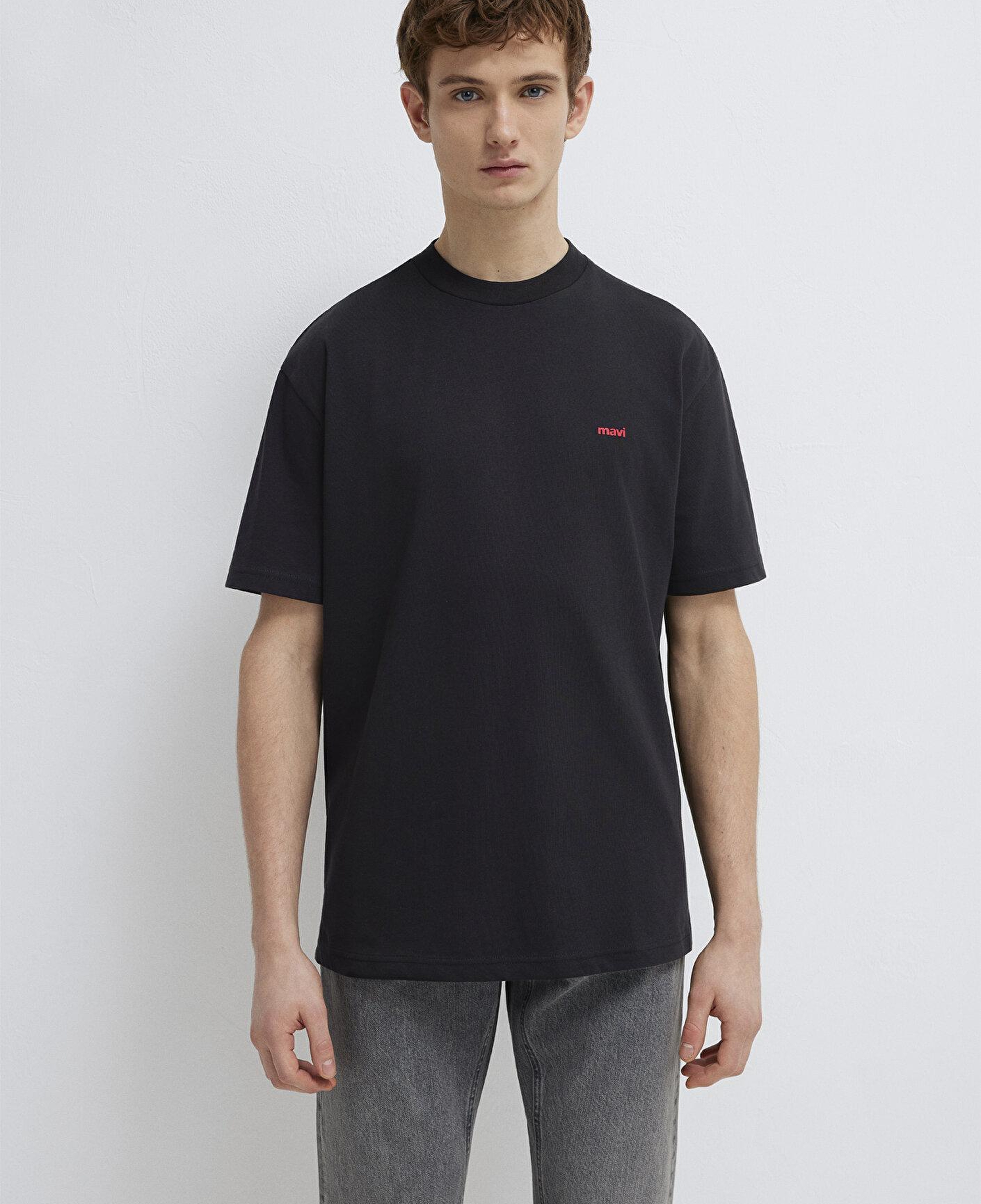 Mavi Mavi Logo Baskılı Siyah Basic Tişört Loose Fit / Bol Rahat Kesim 0612216-900