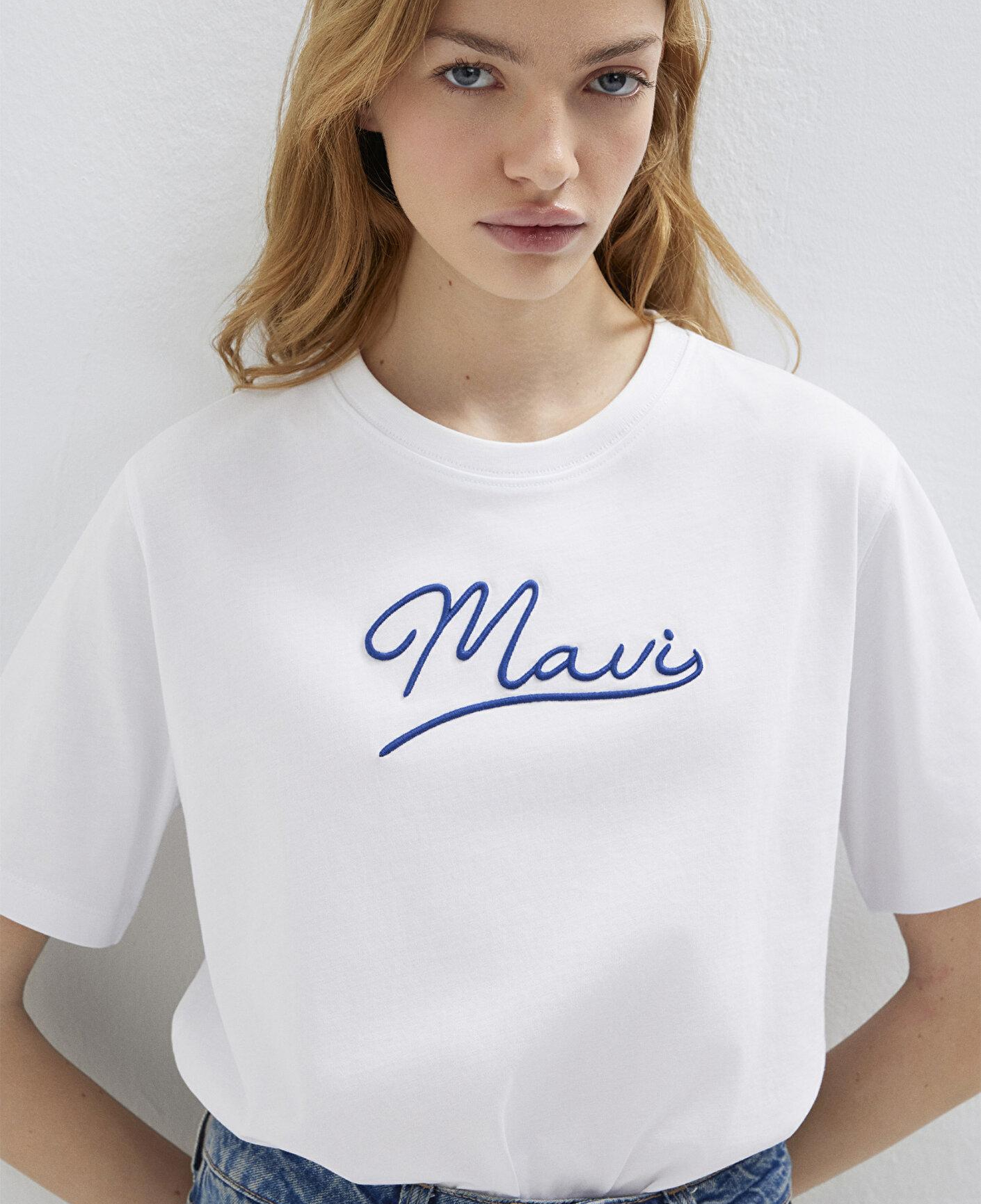 Mavi Mavi Nakışlı Beyaz Tişört Regular Fit / Normal Kesim 1612421-620