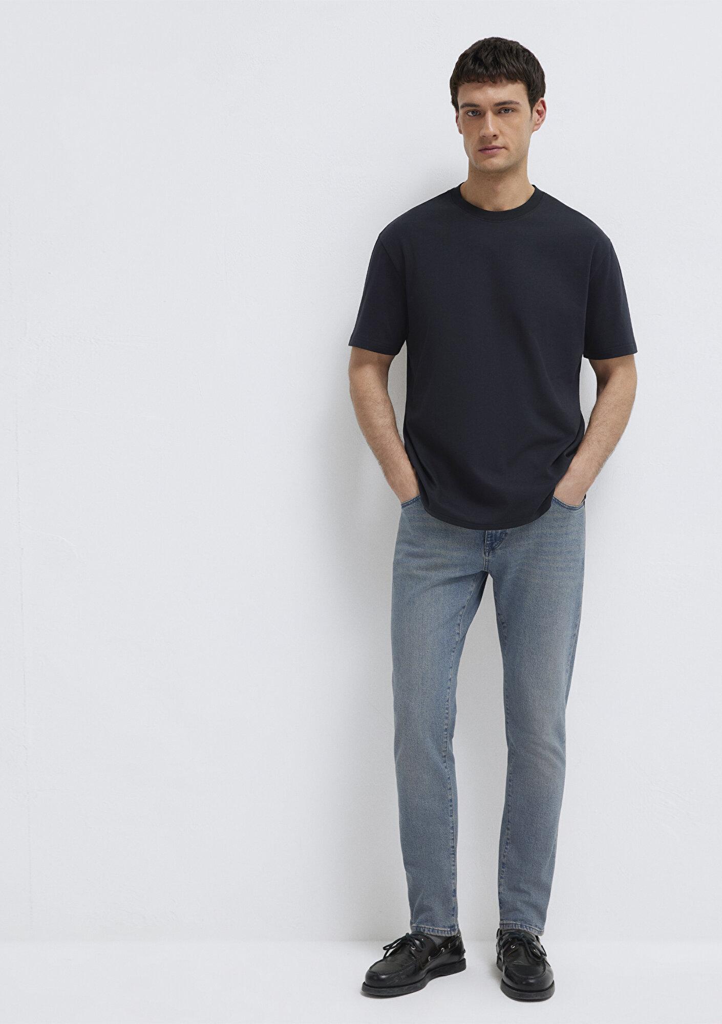 Mavi Bisiklet Yaka Siyah Basic Tişört Loose Fit / Bol Rahat Kesim 0611596-900
