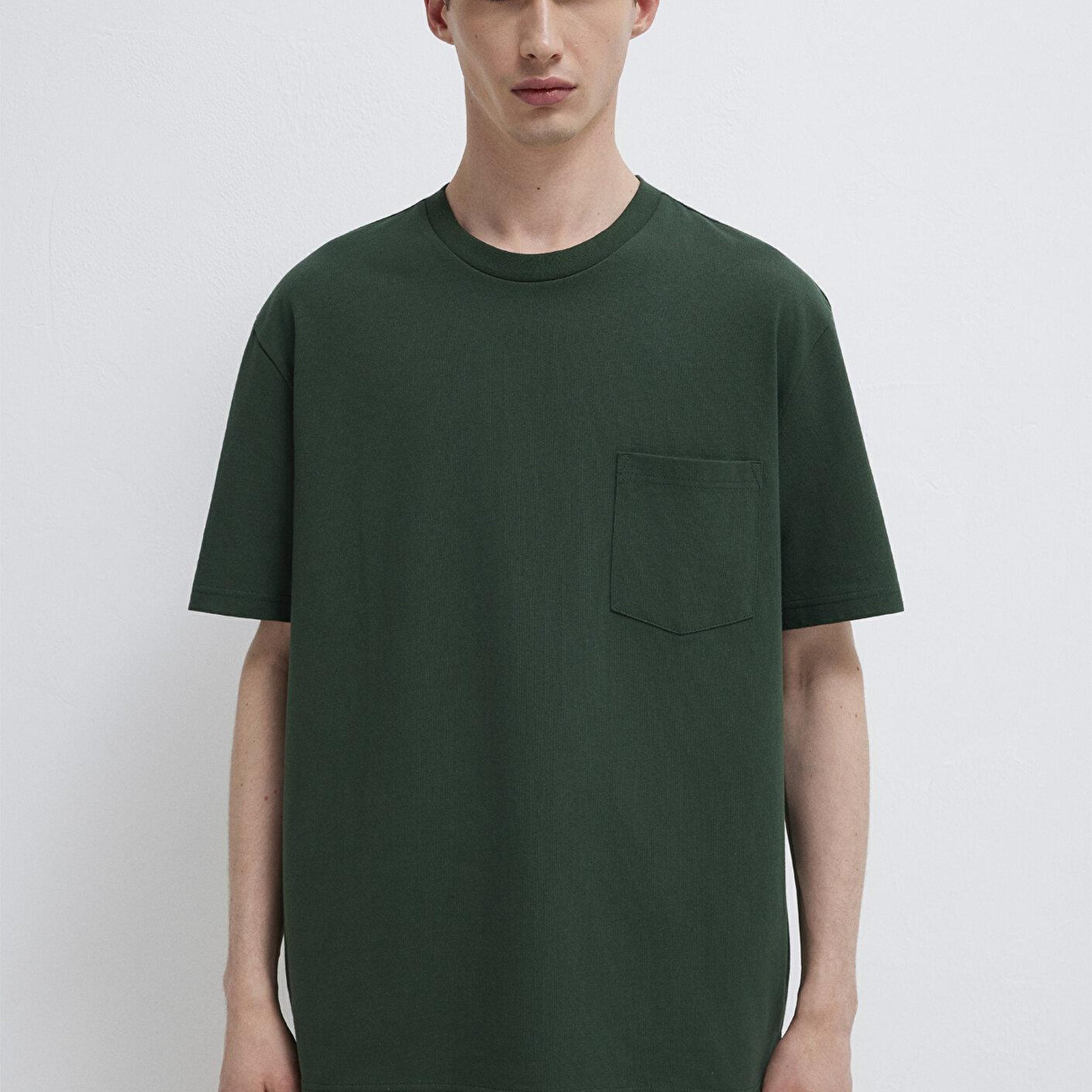 Mavi Cep Detaylı Yeşil Basic Tişört Loose Fit / Bol Rahat Kesim 066248-81570