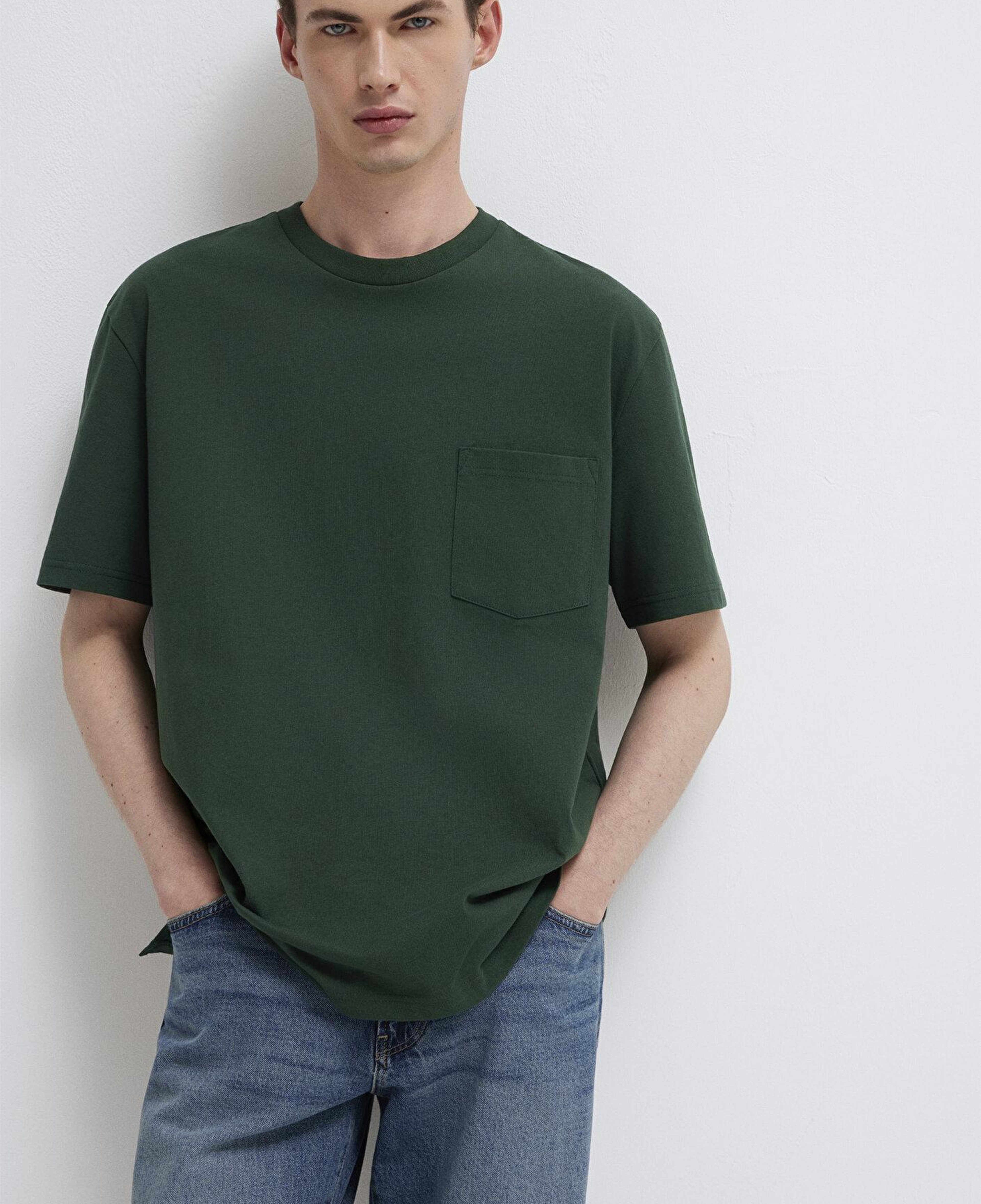Mavi Cep Detaylı Yeşil Basic Tişört Loose Fit / Bol Rahat Kesim 066248-81570