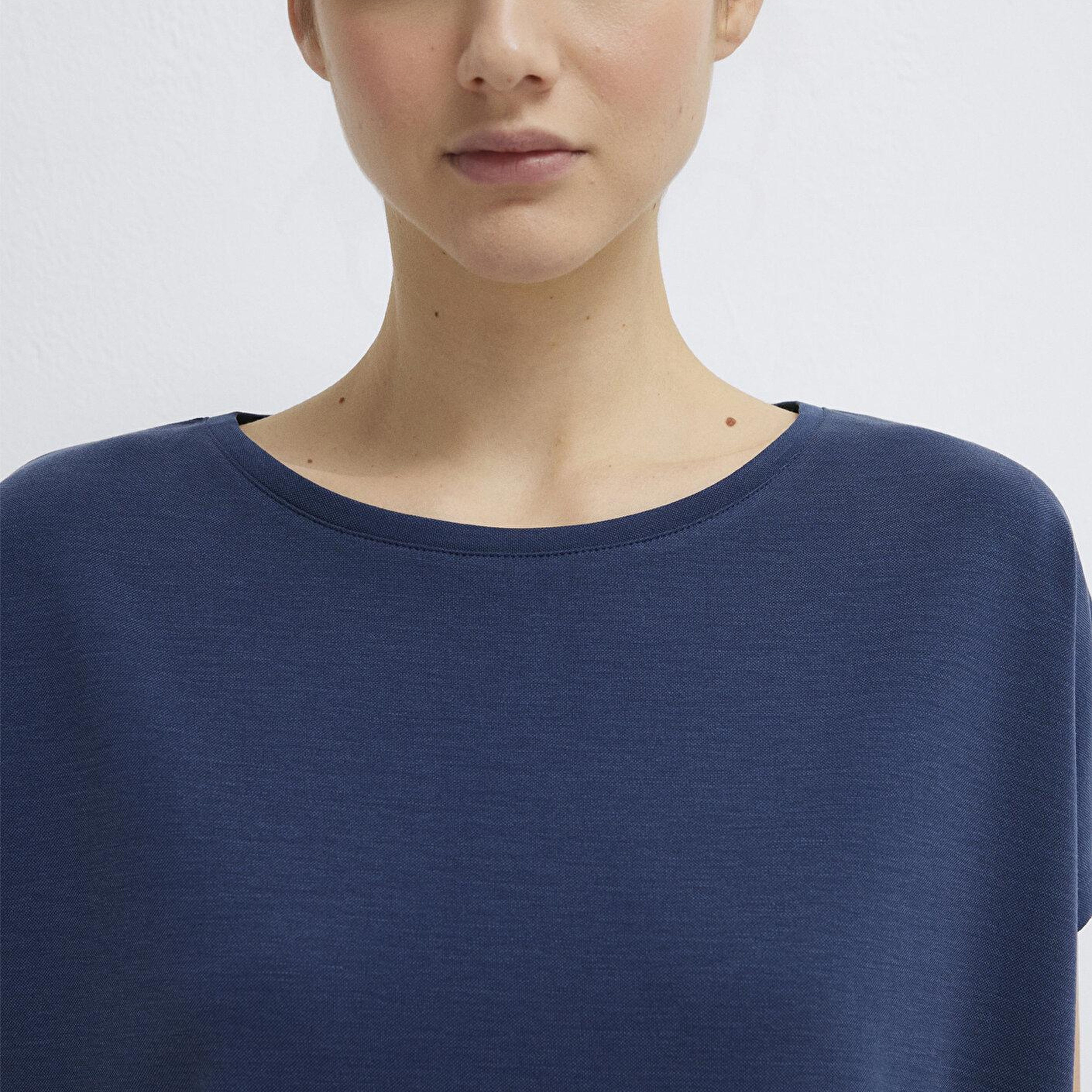 Mavi Soft-Premium Lacivert (TENCEL™) Liyosel Karışımlı Basic Tişört Loose Fit / Bol Rahat Kesim 167245-70487