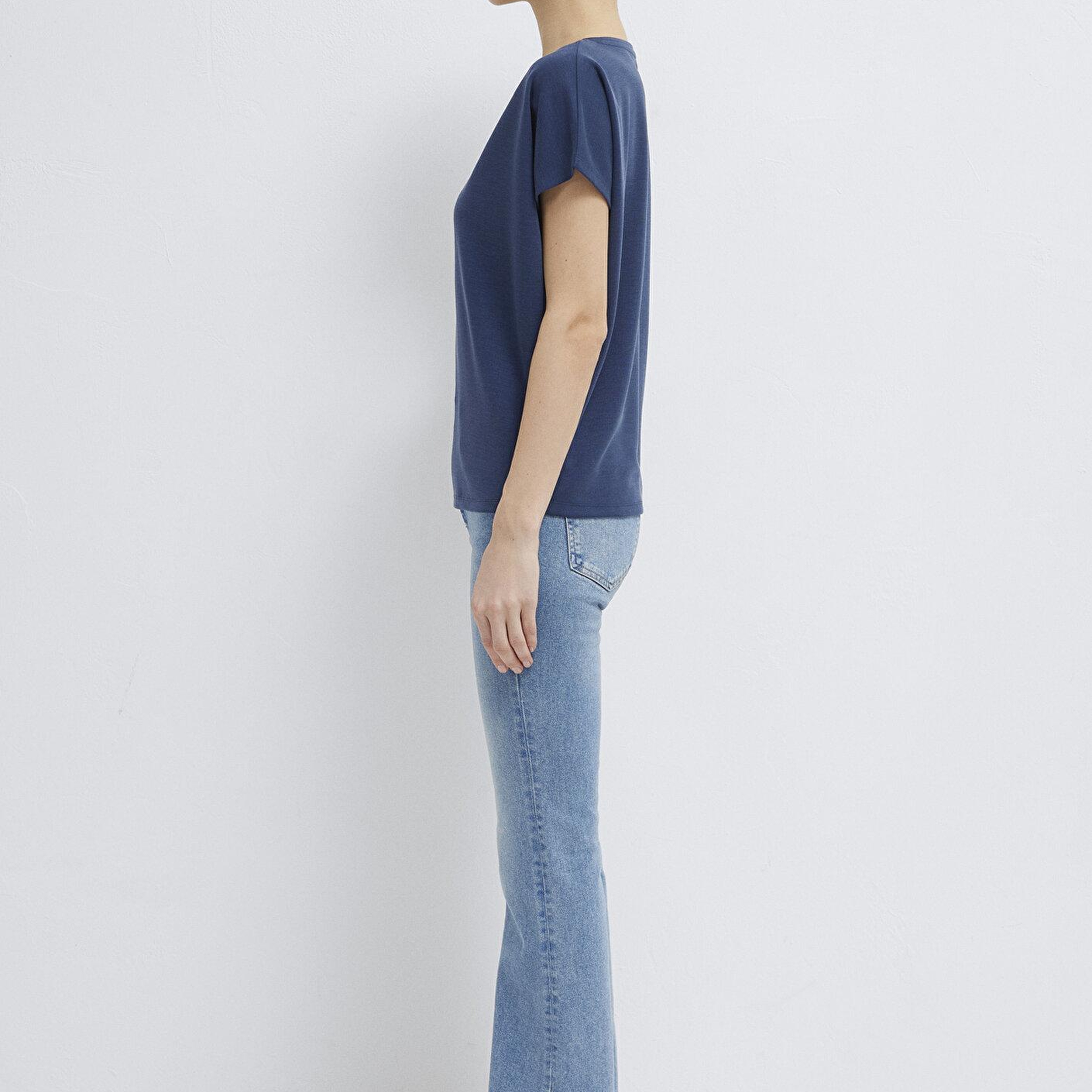 Mavi Soft-Premium Lacivert (TENCEL™) Liyosel Karışımlı Basic Tişört Loose Fit / Bol Rahat Kesim 167245-70487