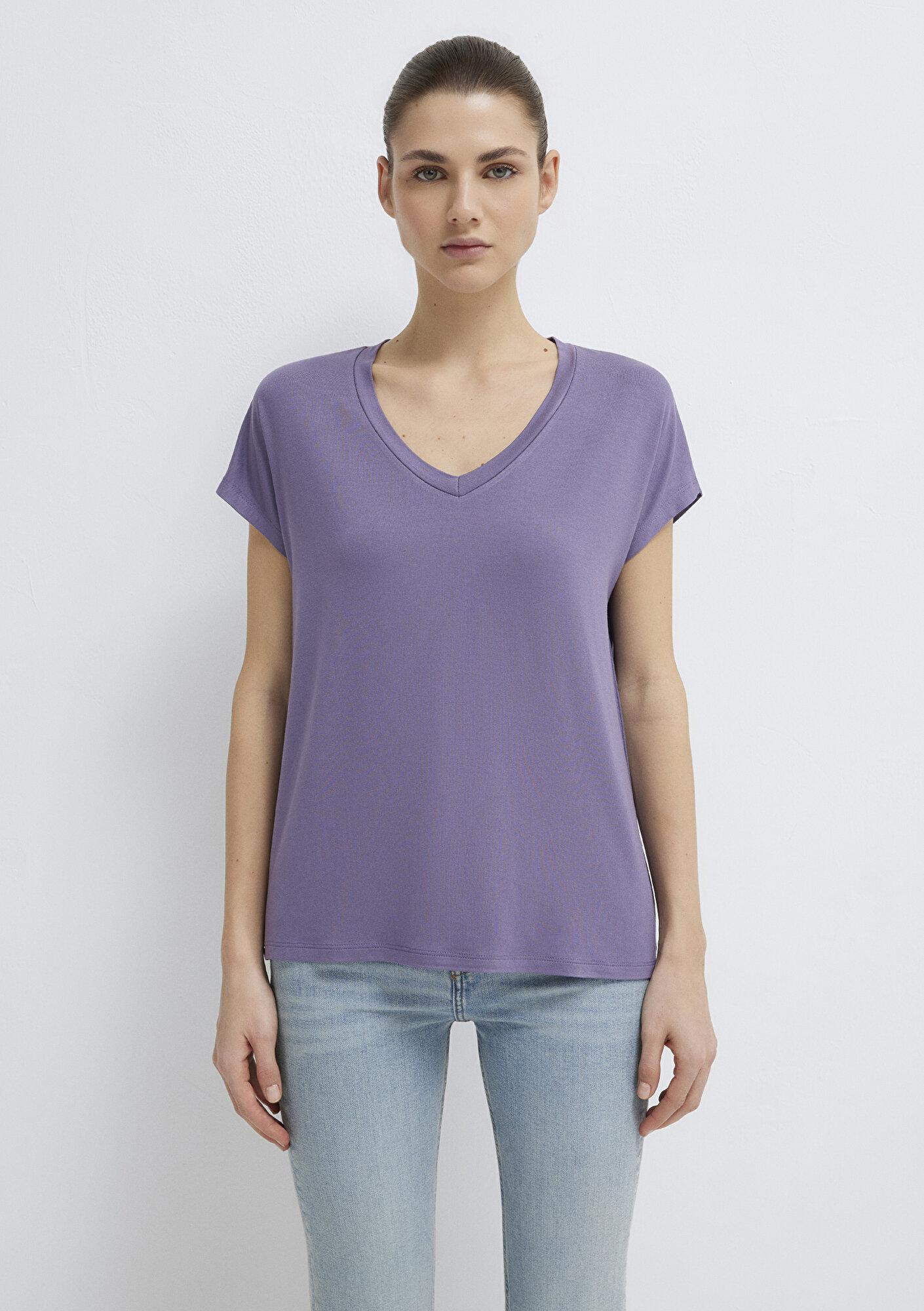 Mavi V Yaka Mor Basic Viskoz Tişört Regular Fit / Normal Kesim 167714-70608