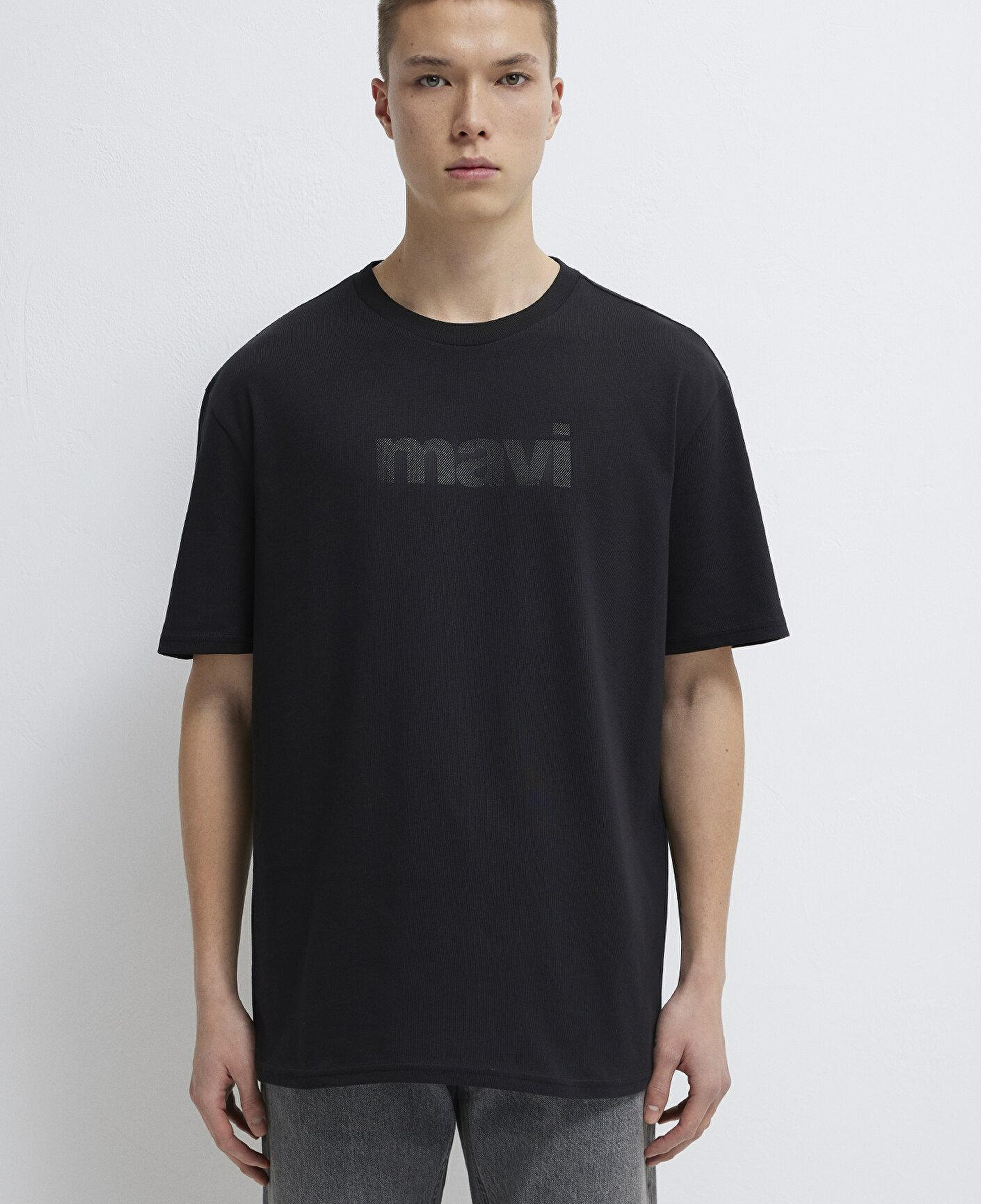 Mavi Mavi Logo Baskılı Siyah Tişört Loose Fit / Bol Rahat Kesim 0611807-900