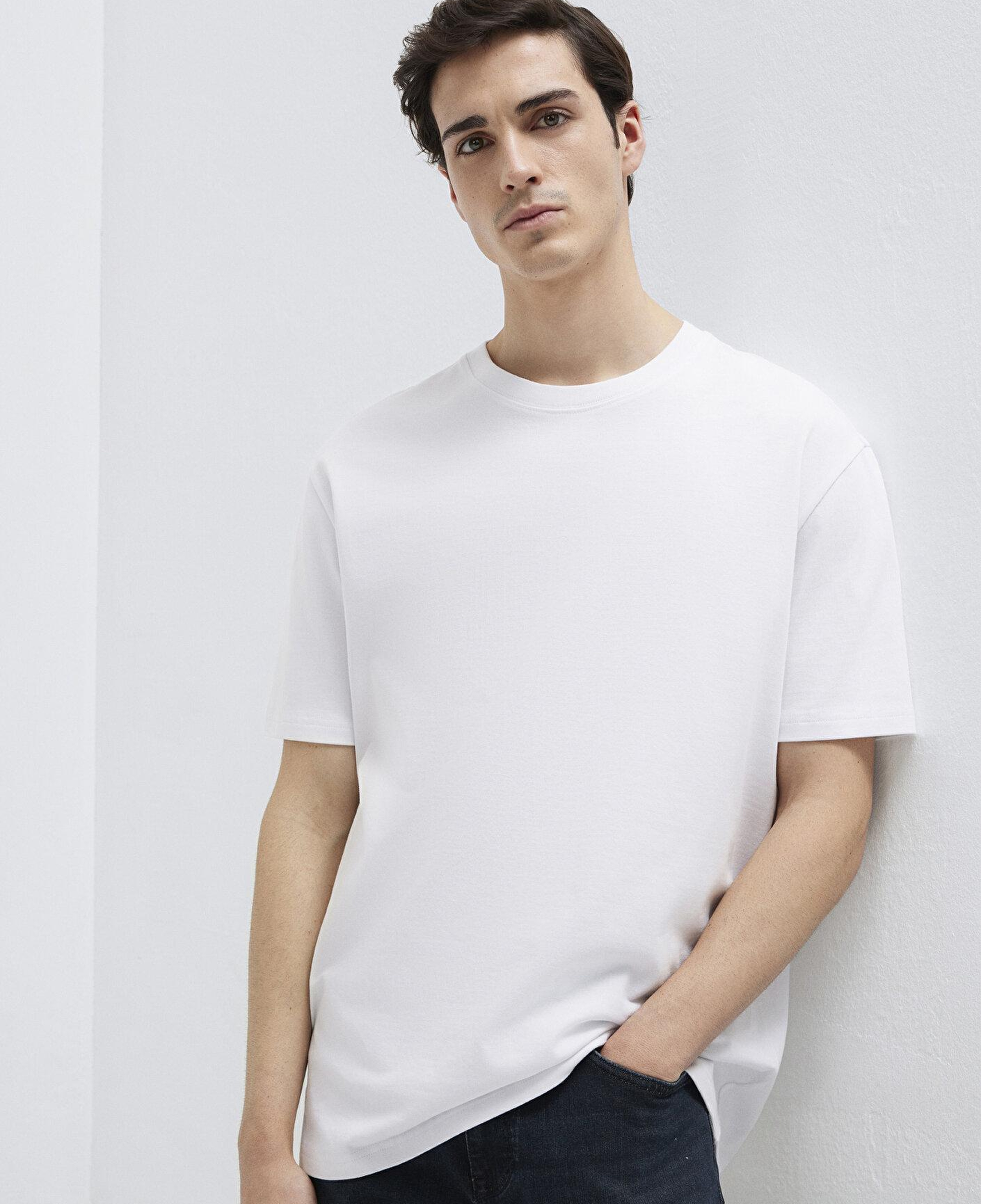 Mavi Bisiklet Yaka Beyaz Basic Tişört Loose Fit / Bol Rahat Kesim 0611596-620