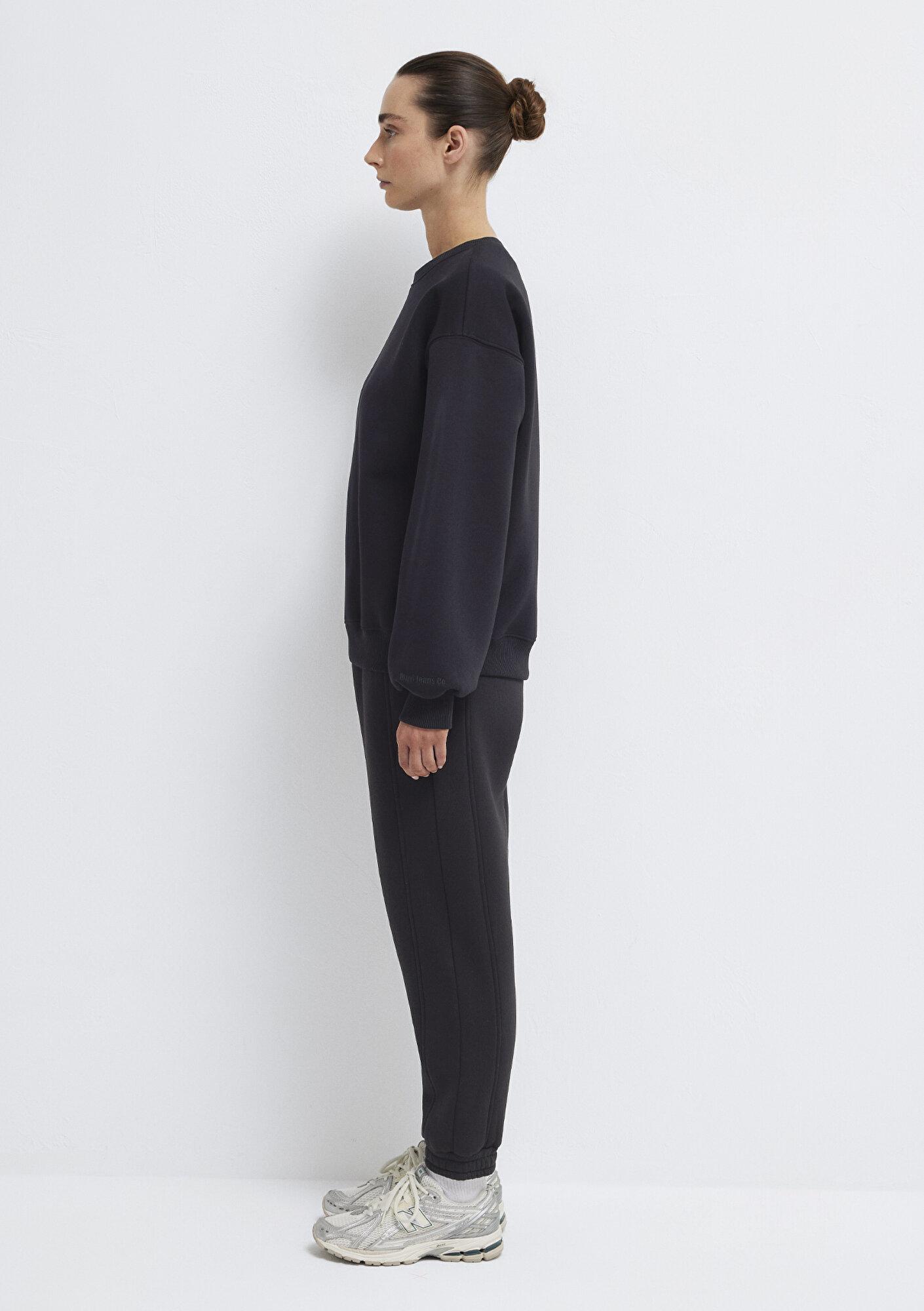 Mavi Bisiklet Yaka Siyah Basic Sweatshirt 1610198-900