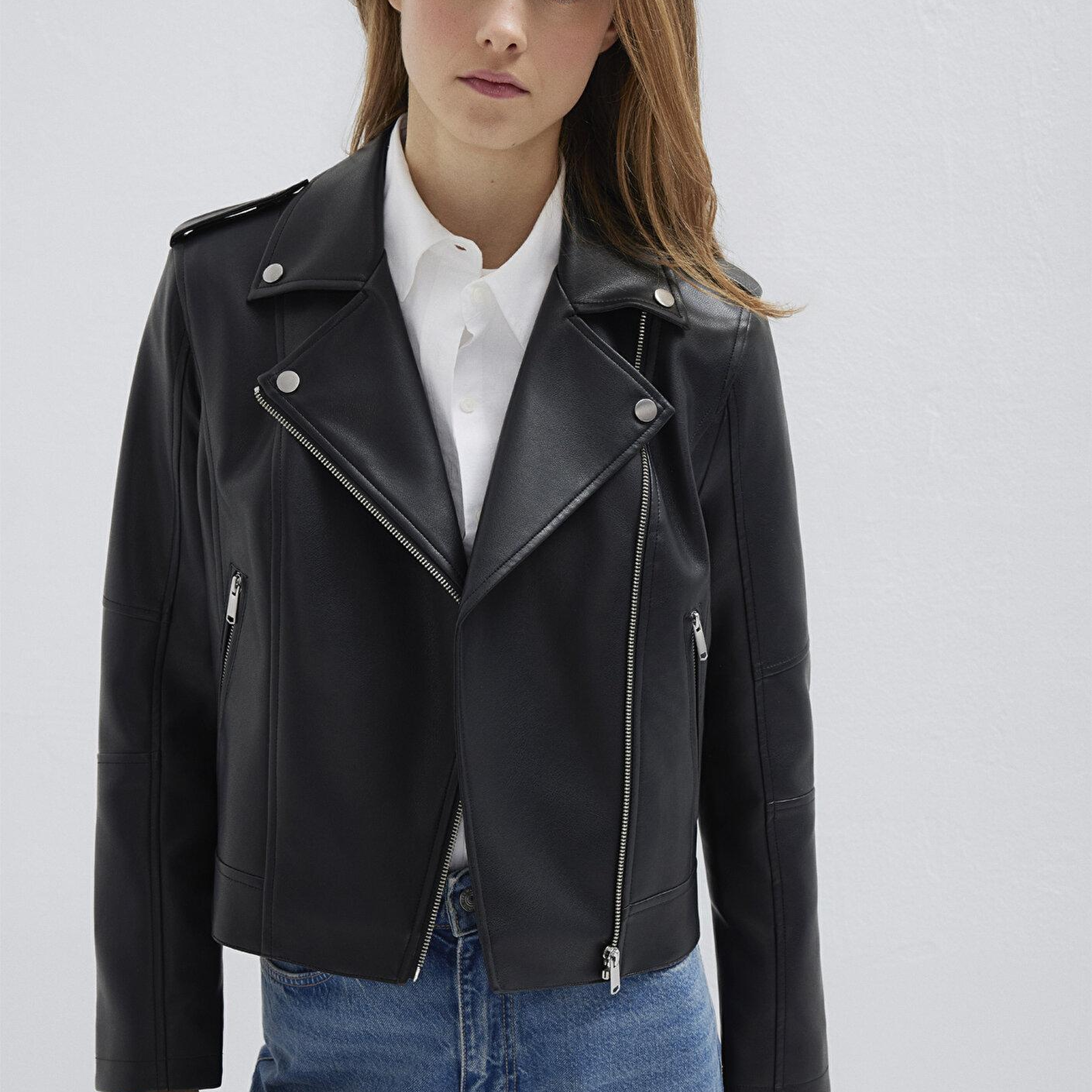 Mavi Biker Yaka Siyah Suni Deri Ceket Fitted / Vücuda Oturan Kesim 1110221-900
