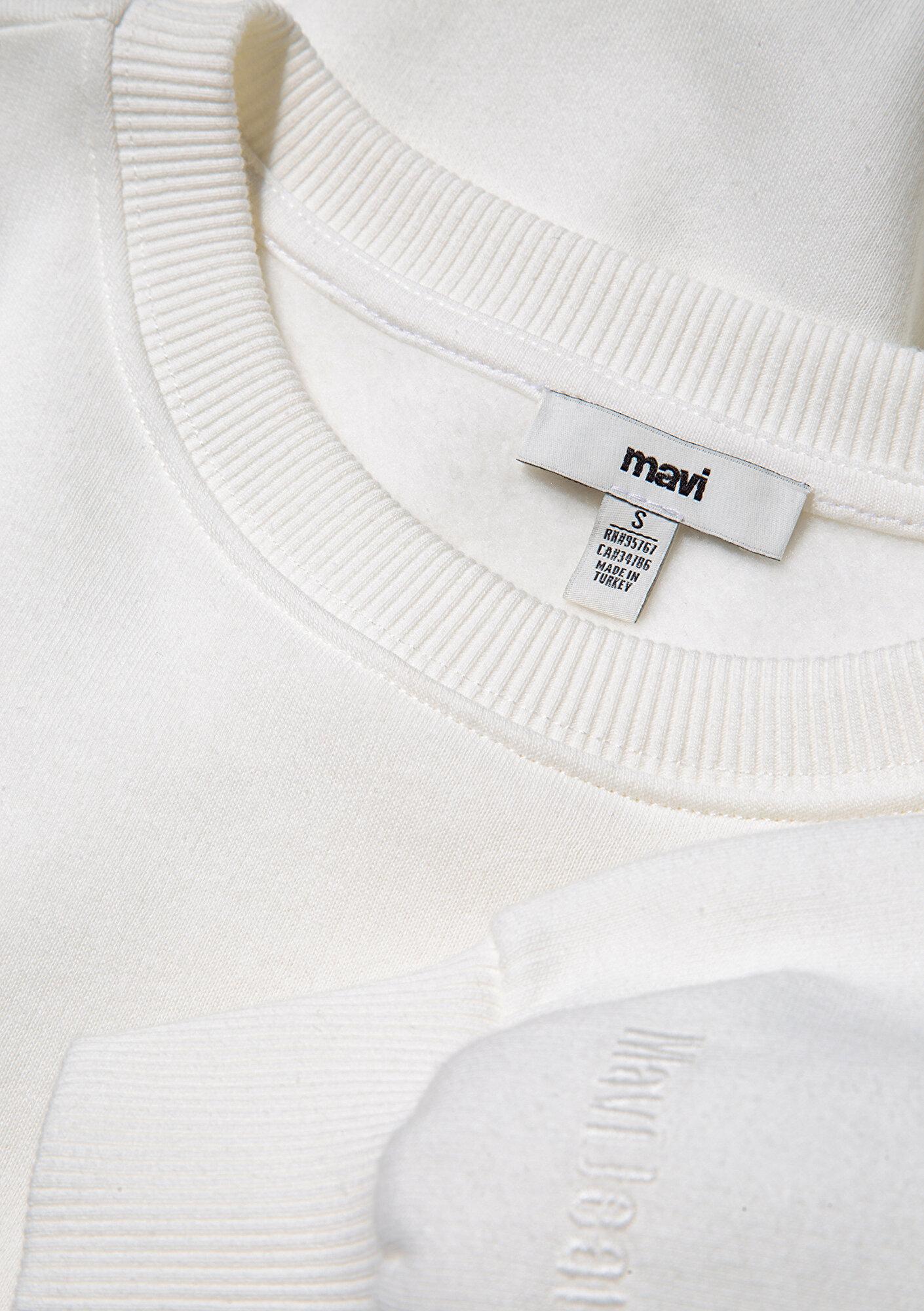 Mavi Bisiklet Yaka Beyaz Basic Sweatshirt 1610198-70057