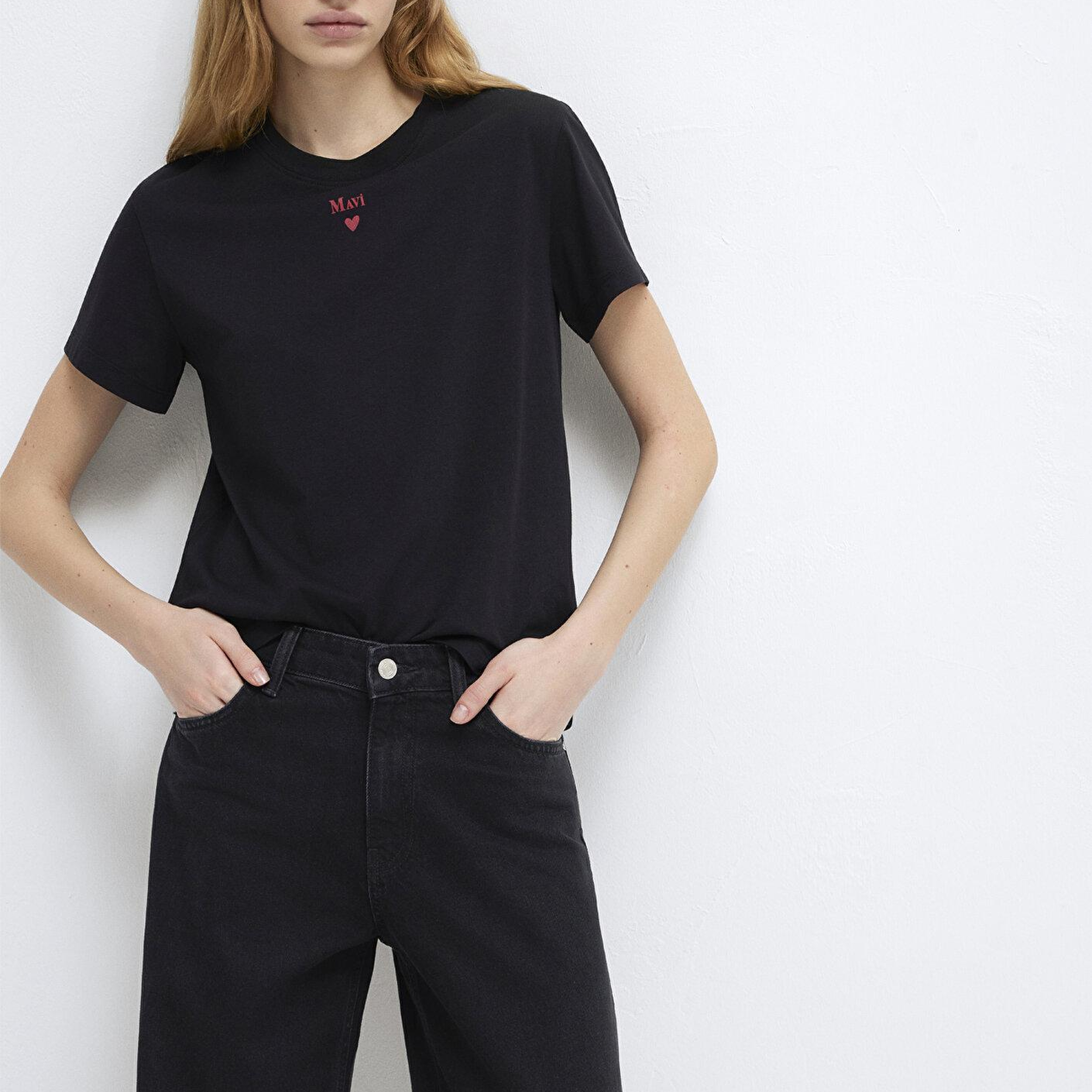 Mavi Mavi Logo Baskılı Siyah Tişört Semi Slim Fit / Yarı Dar Kesim 1601185-900