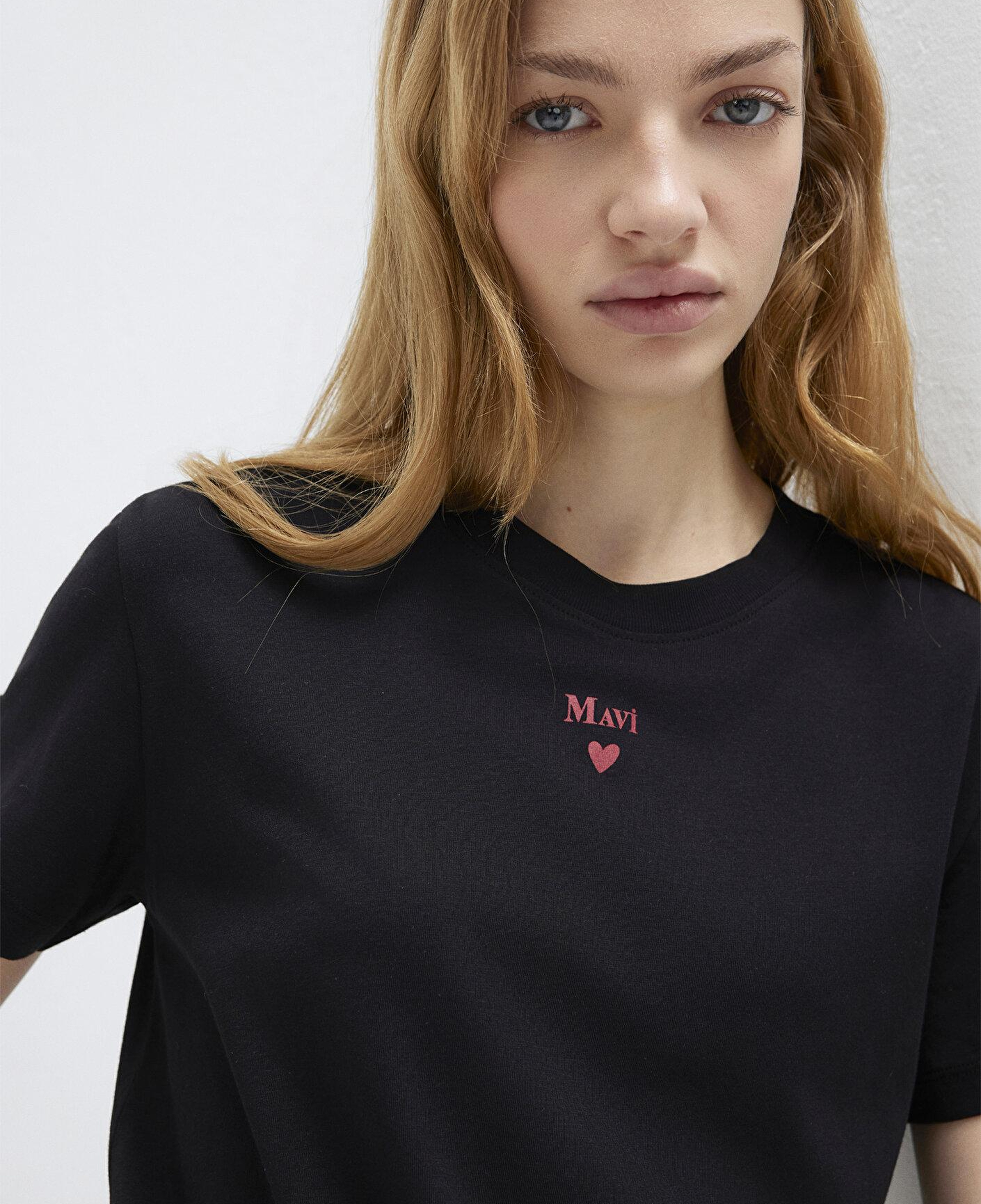 Mavi Mavi Logo Baskılı Siyah Tişört Semi Slim Fit / Yarı Dar Kesim 1601185-900