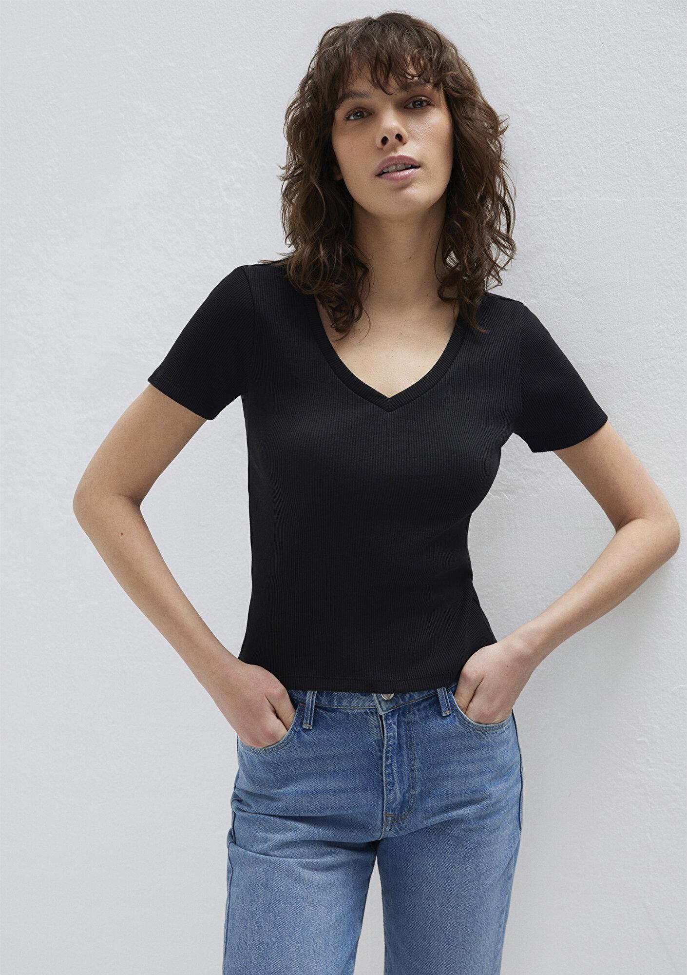 Mavi Siyah Basic V Yaka Tişört Fitted / Vücuda Oturan Kesim 1601040-900