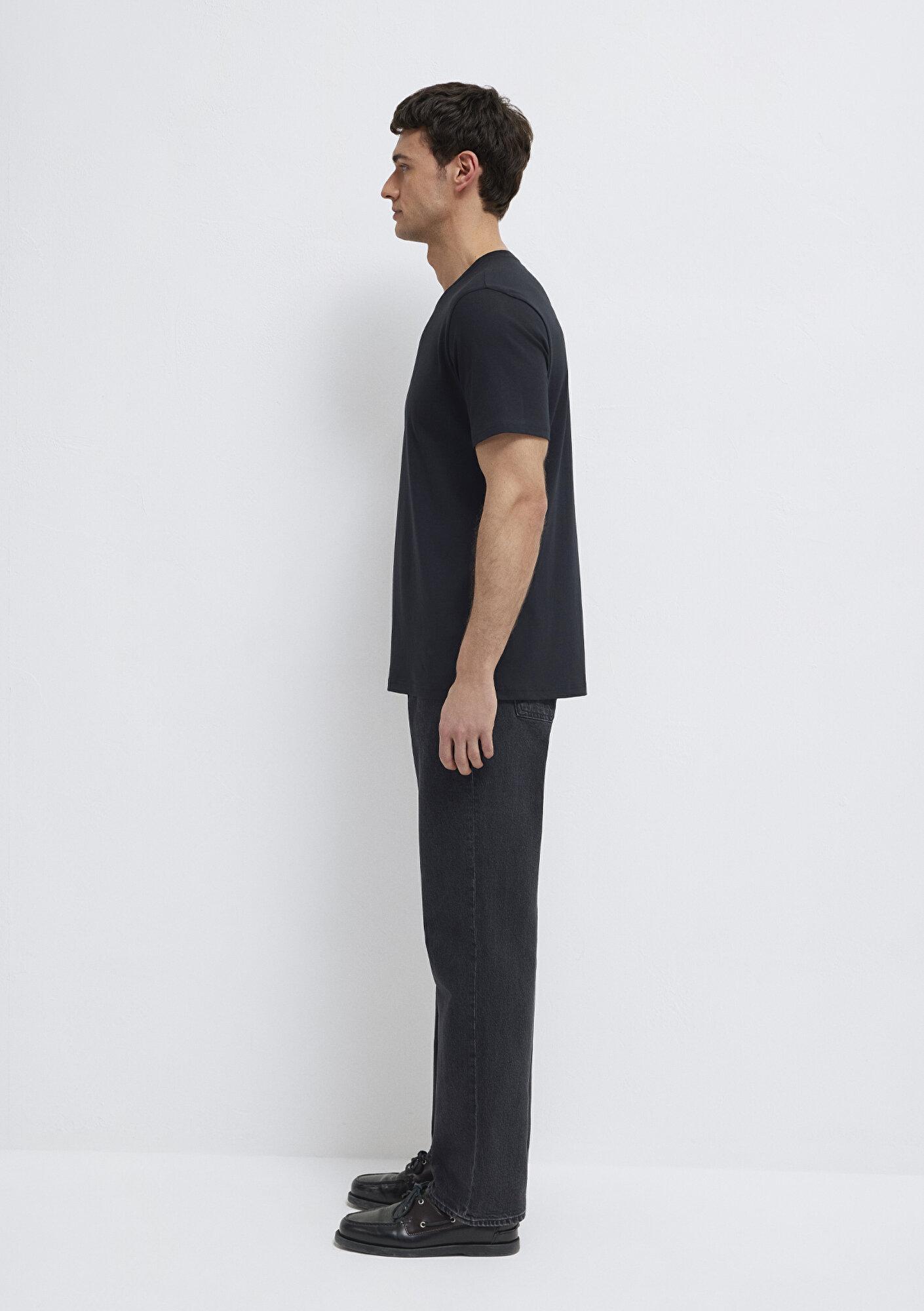 Mavi Organik Pamuk Siyah Tişört Regular Fit / Normal Kesim 066483-900