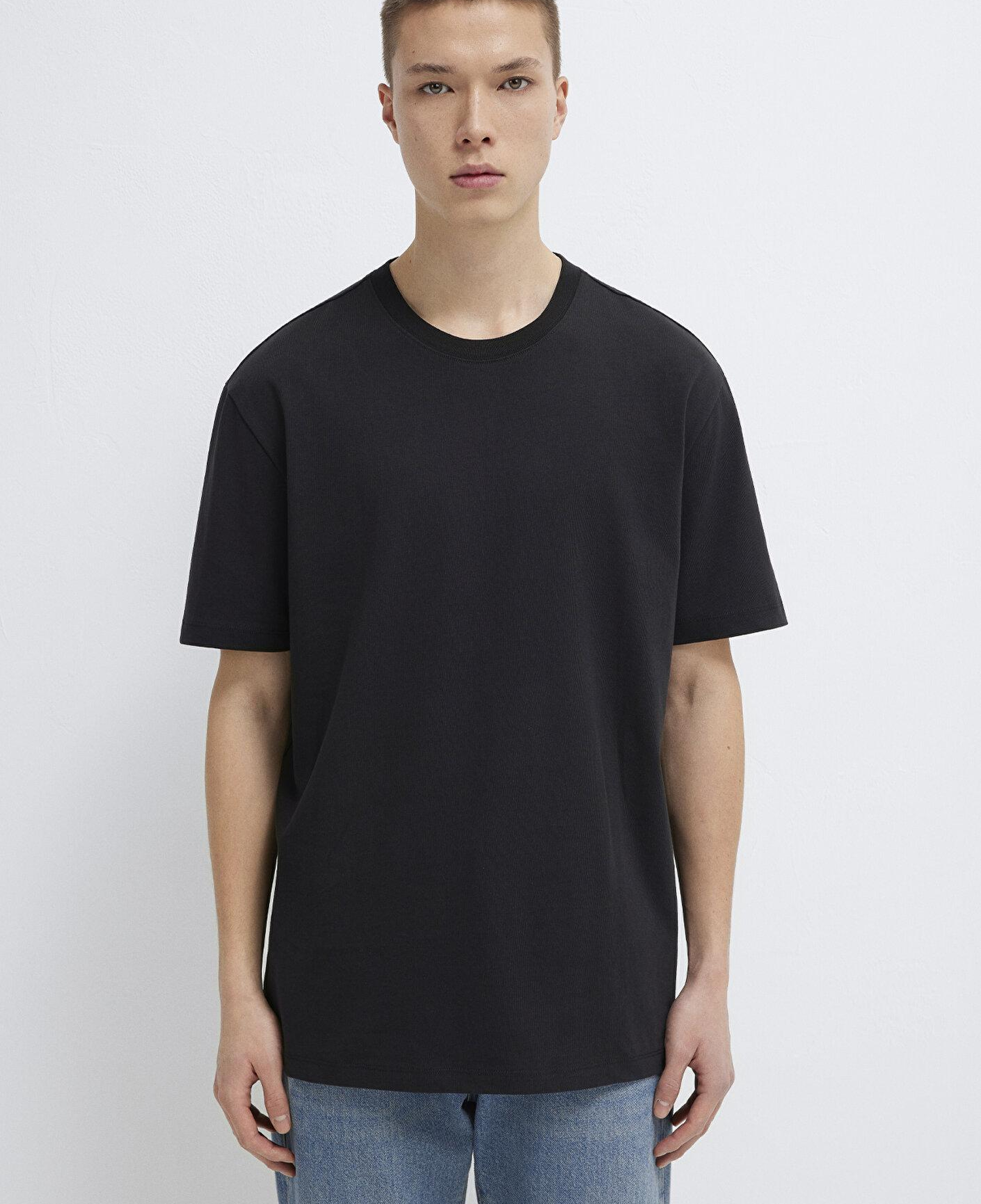 Mavi Siyah Basic Tişört Loose Fit / Bol Rahat Kesim 066249-900