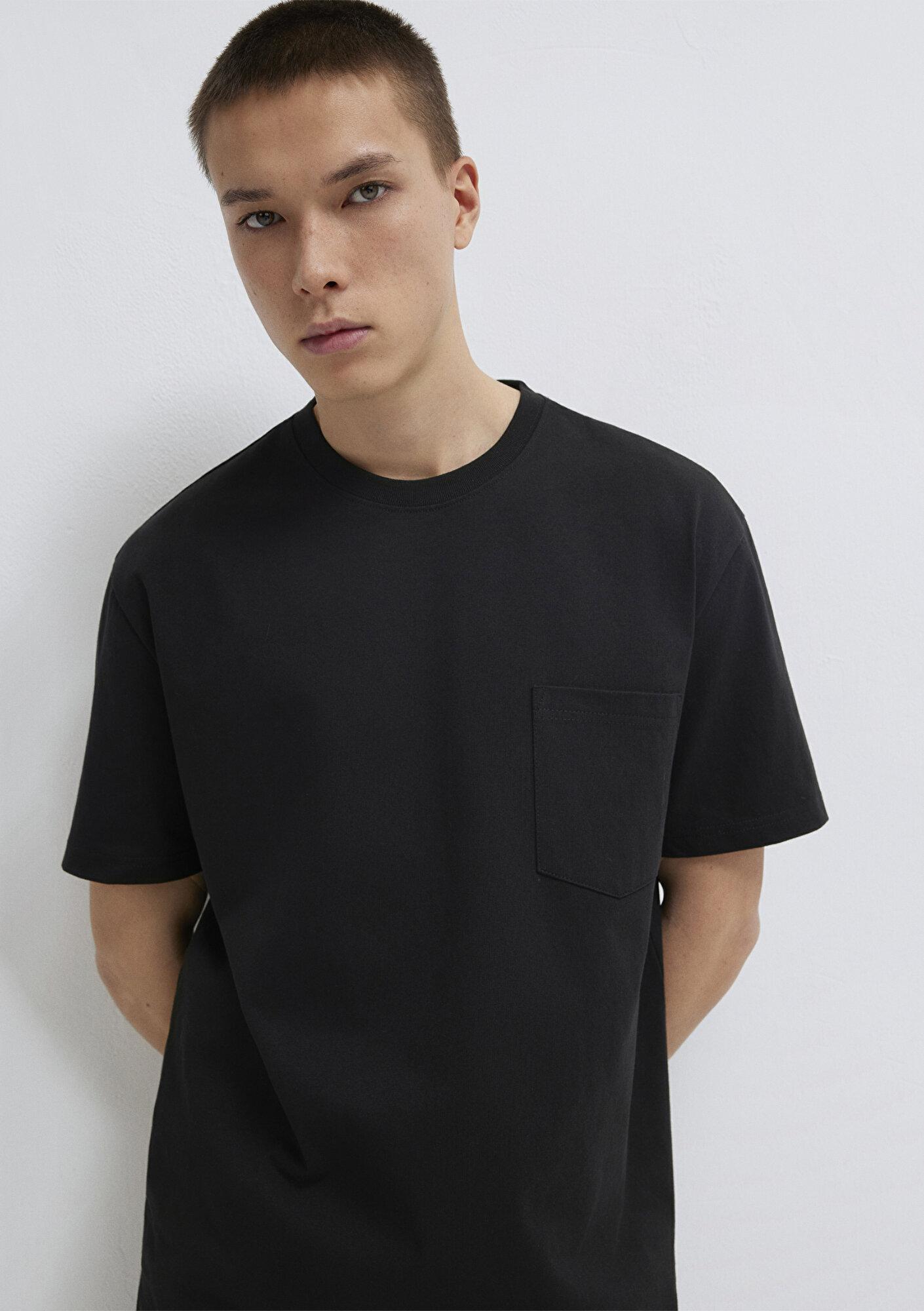 Mavi Cep Detaylı Siyah Basic Tişört Loose Fit / Bol Rahat Kesim 066248-900