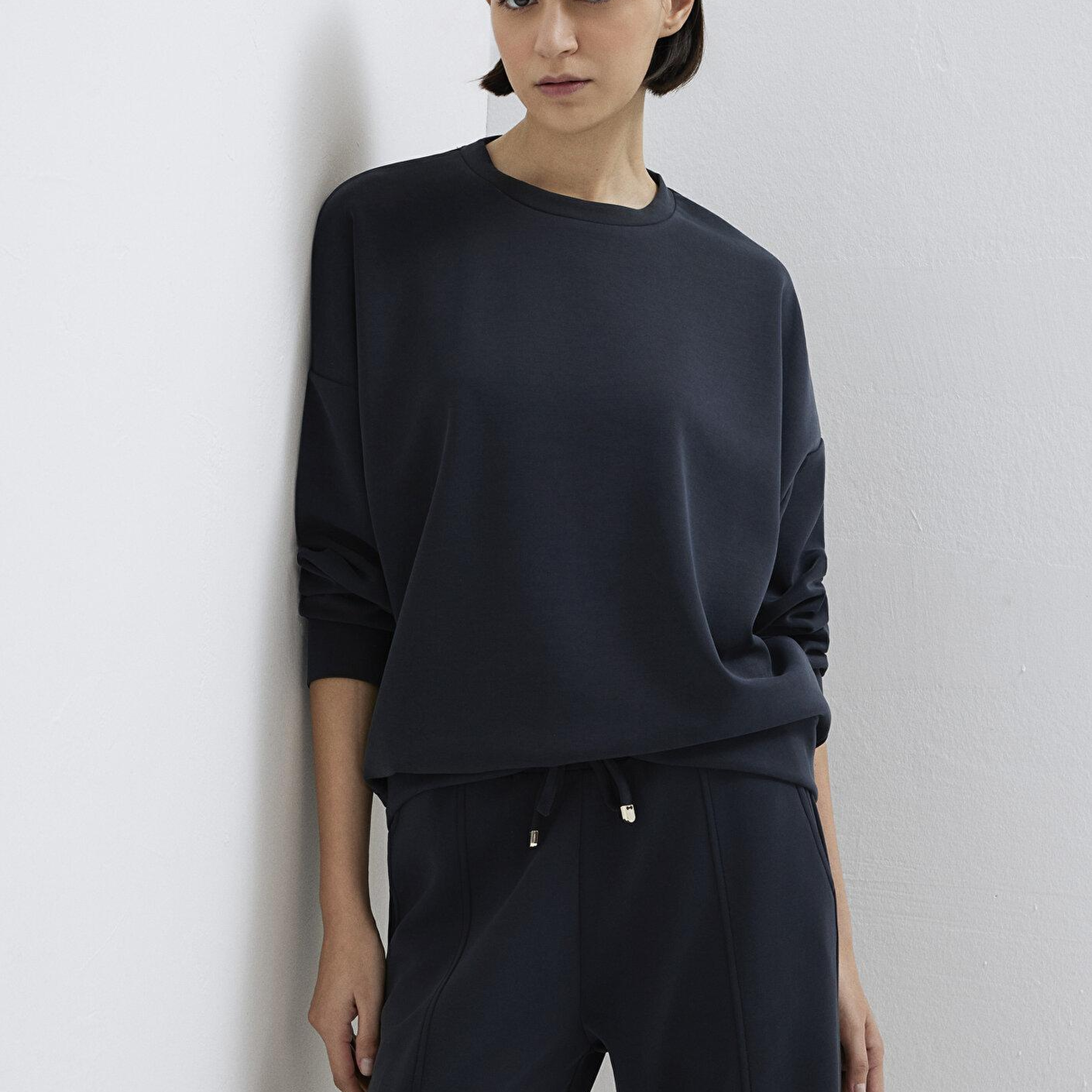 Mavi Soft-Premium Siyah (TENCEL™) Modal Karışımlı Sweatshirt 168837-900