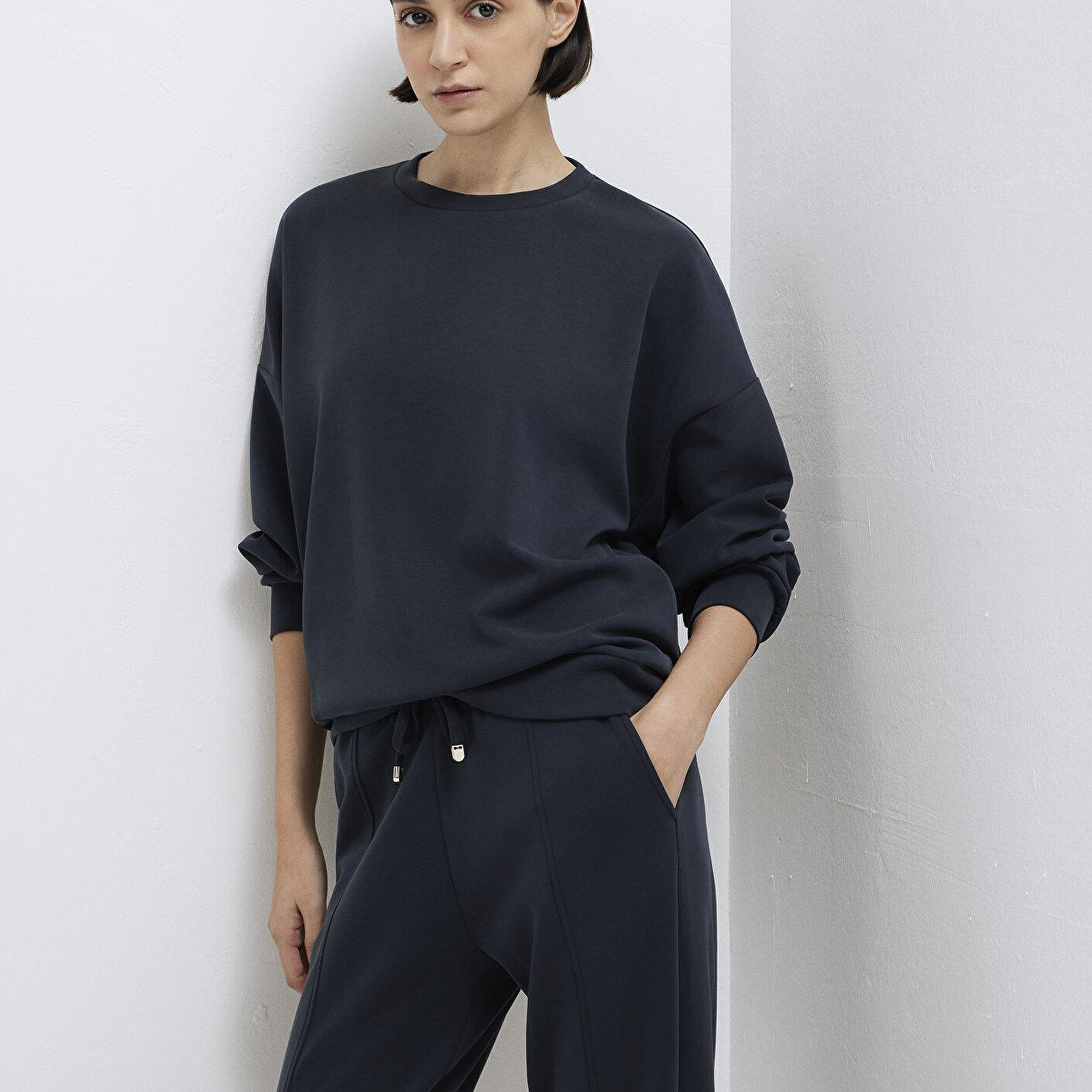 Mavi Soft-Premium Siyah (TENCEL™) Modal Karışımlı Sweatshirt 168837-900