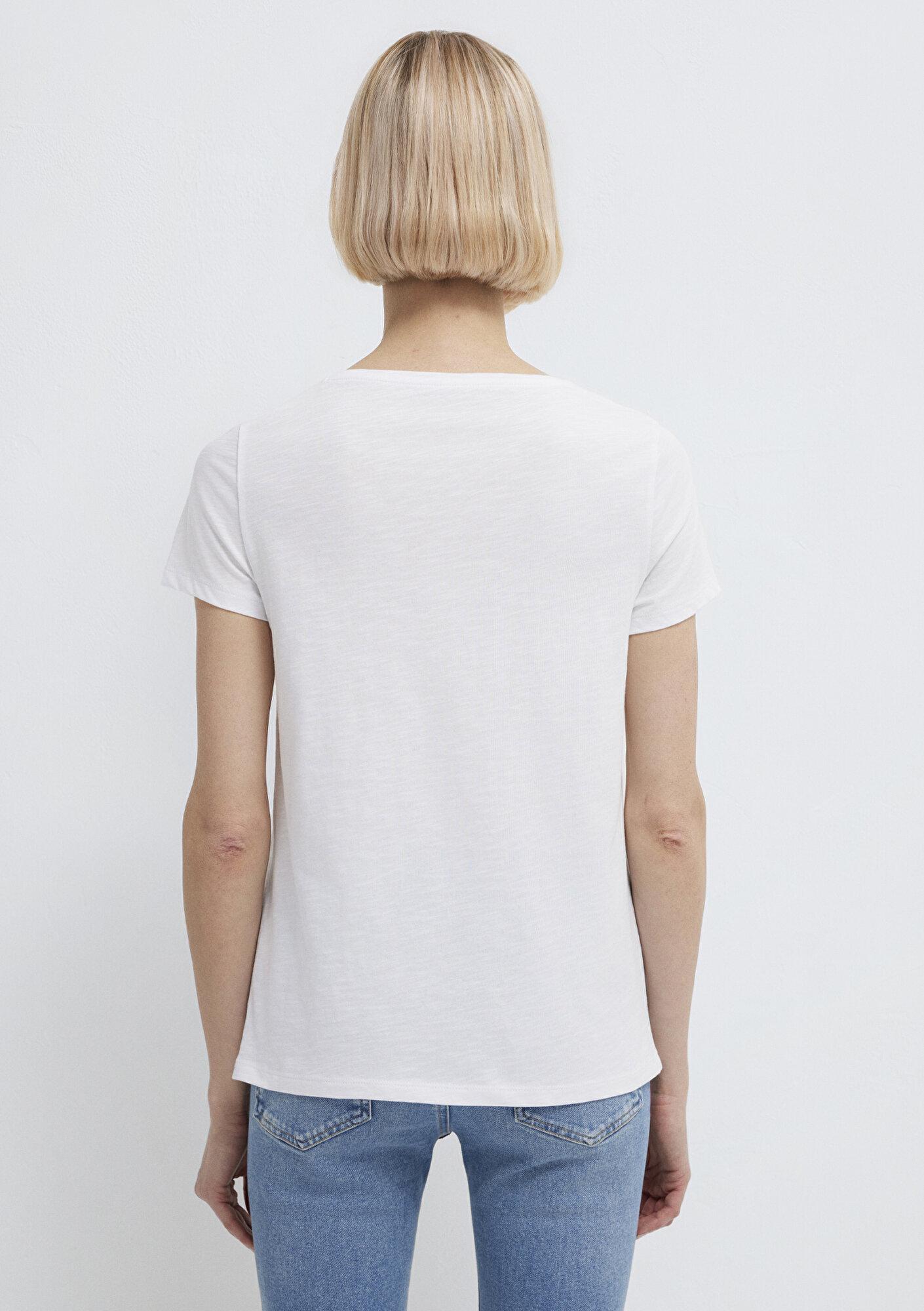 Mavi V Yaka Flamlı Beyaz Basic Tişört Slim Fit / Dar Kesim 168260-620